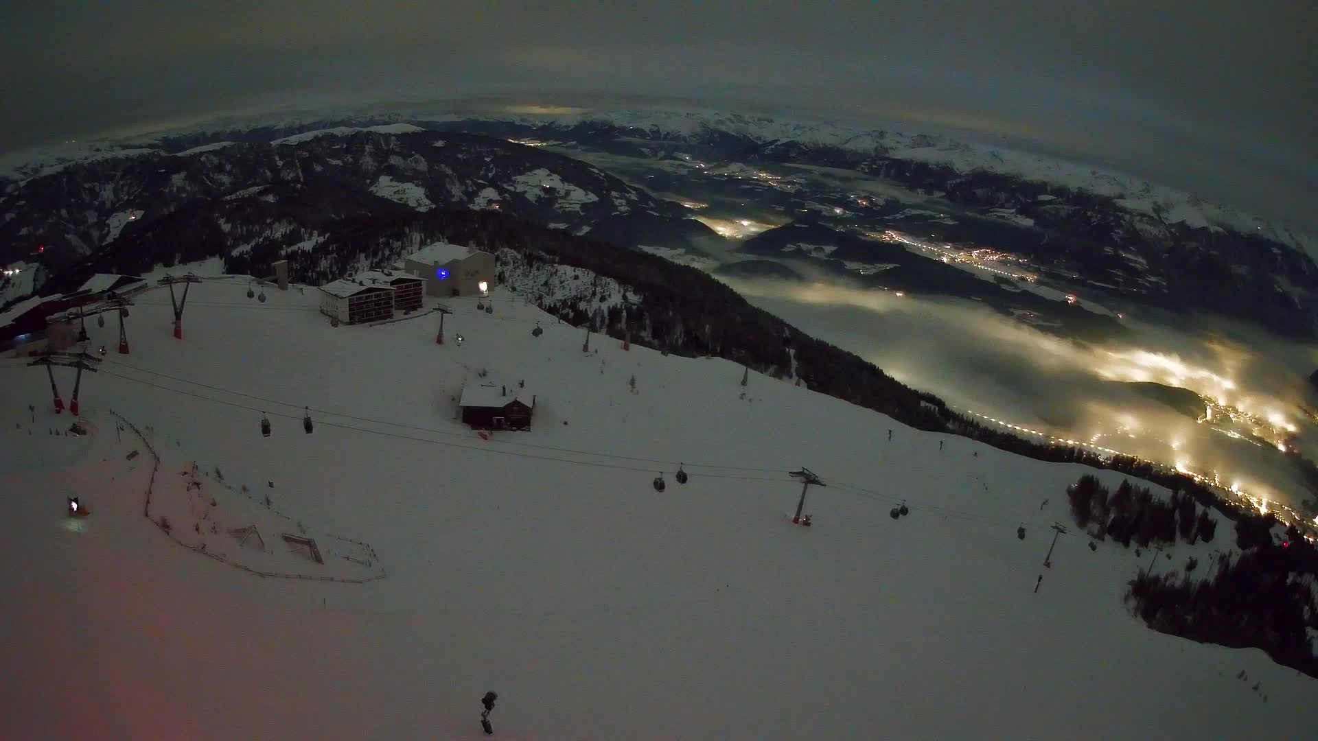 Skigebiet Kronplatz Gipfel | Blick auf Bruneck