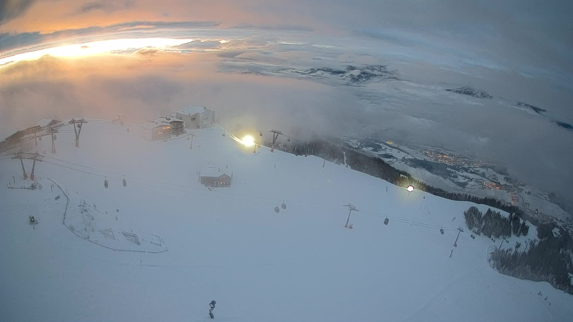 Stazione sciistica di Plan de Corones | vista su Brunico