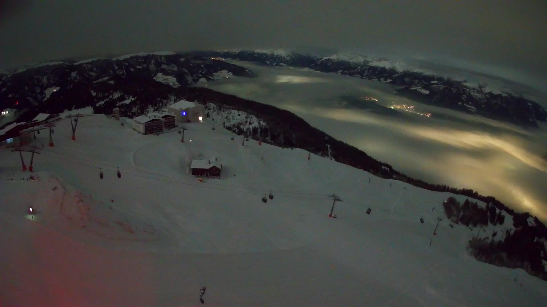 Station de ski Kronplatz sommet | vue sur Brunico