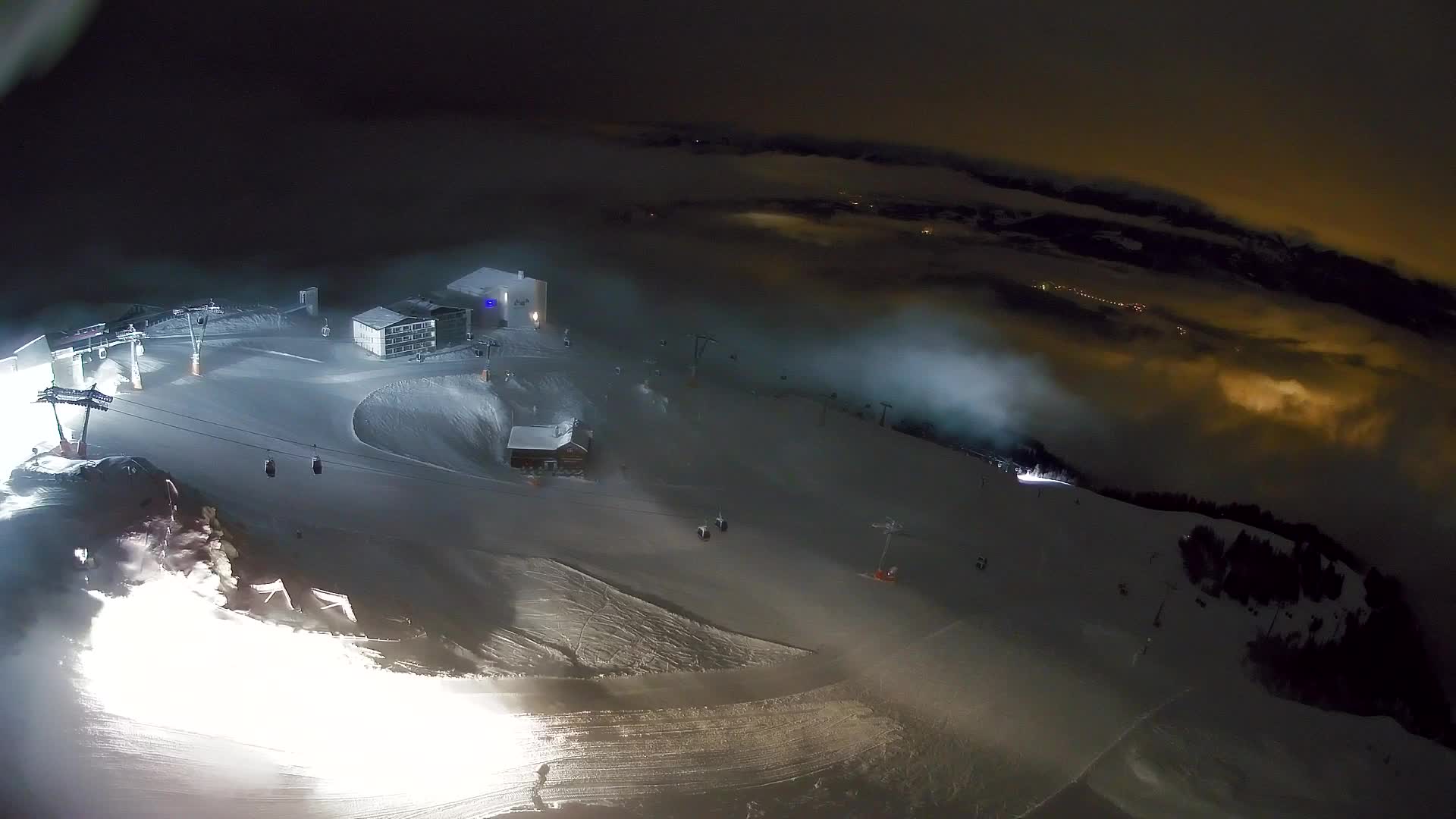 Kronplatz peak Ski resort | view to Bruneck