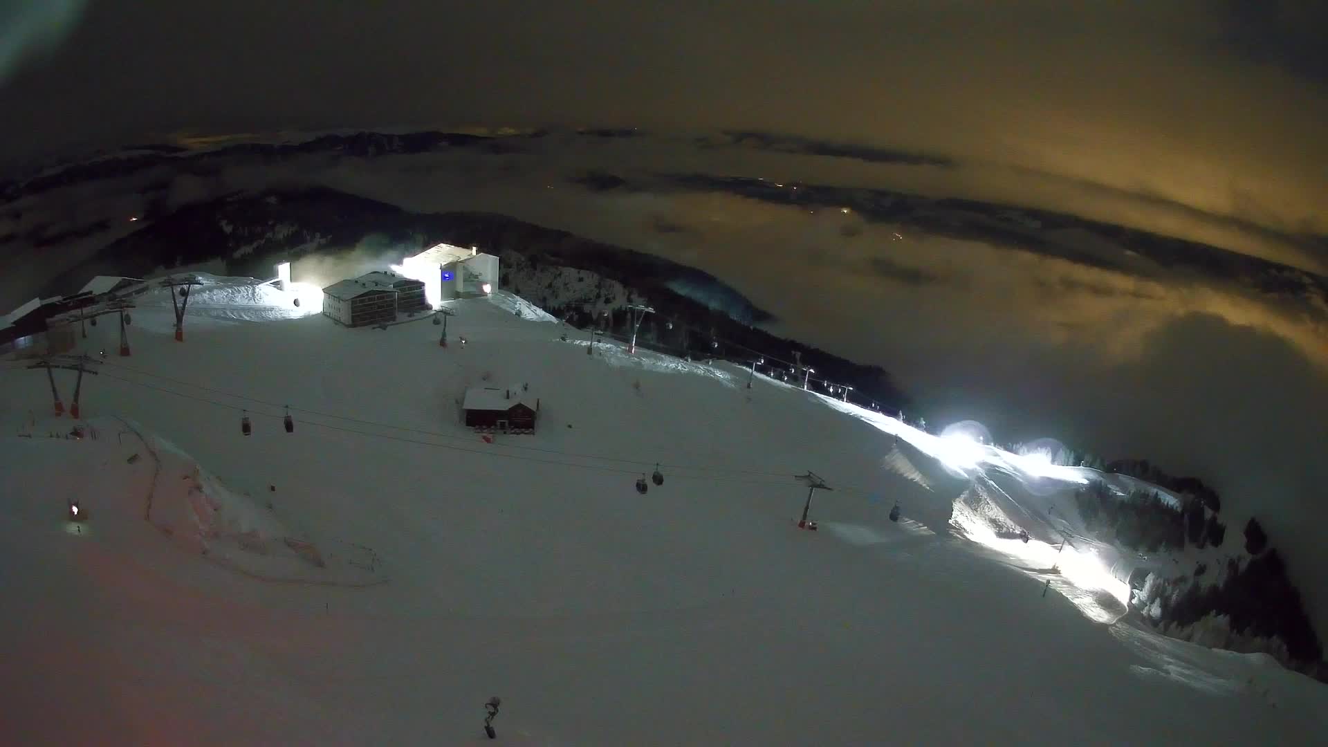 Kronplatz peak Ski resort | view to Bruneck