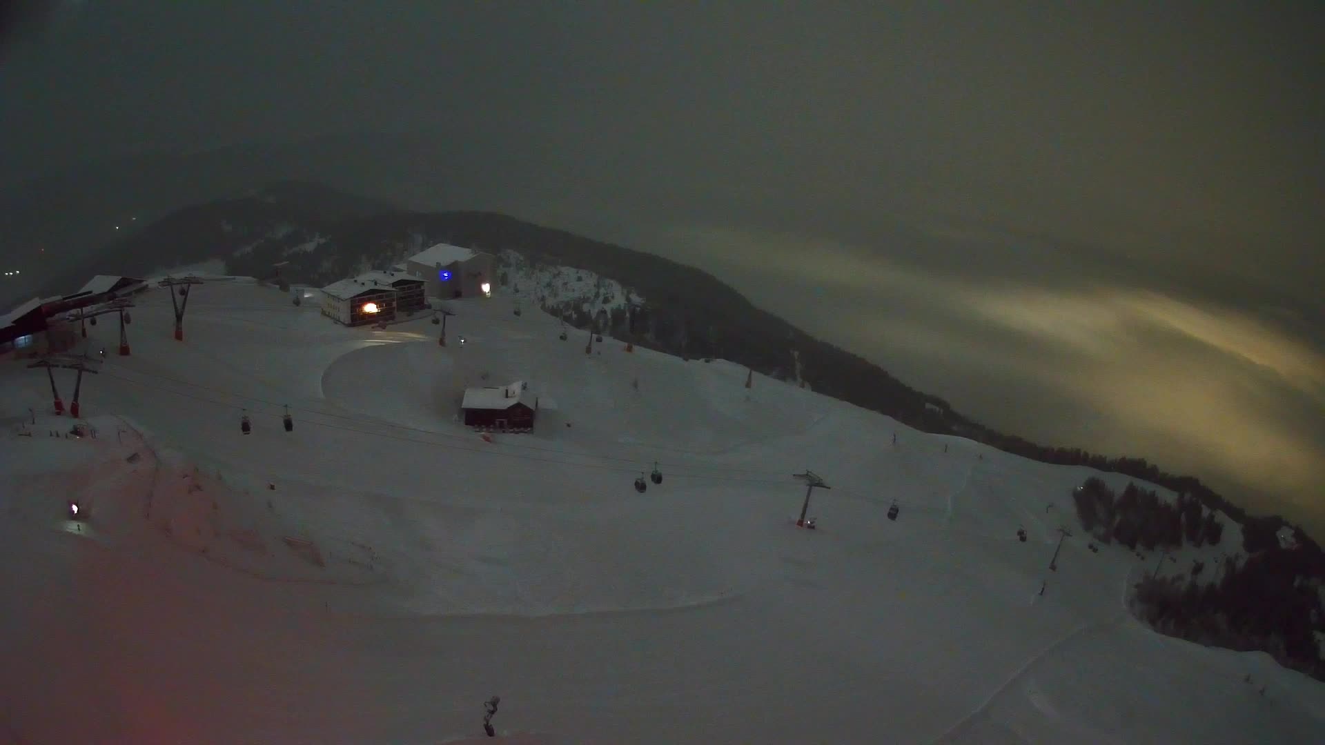 Kronplatz peak Ski resort | view to Bruneck