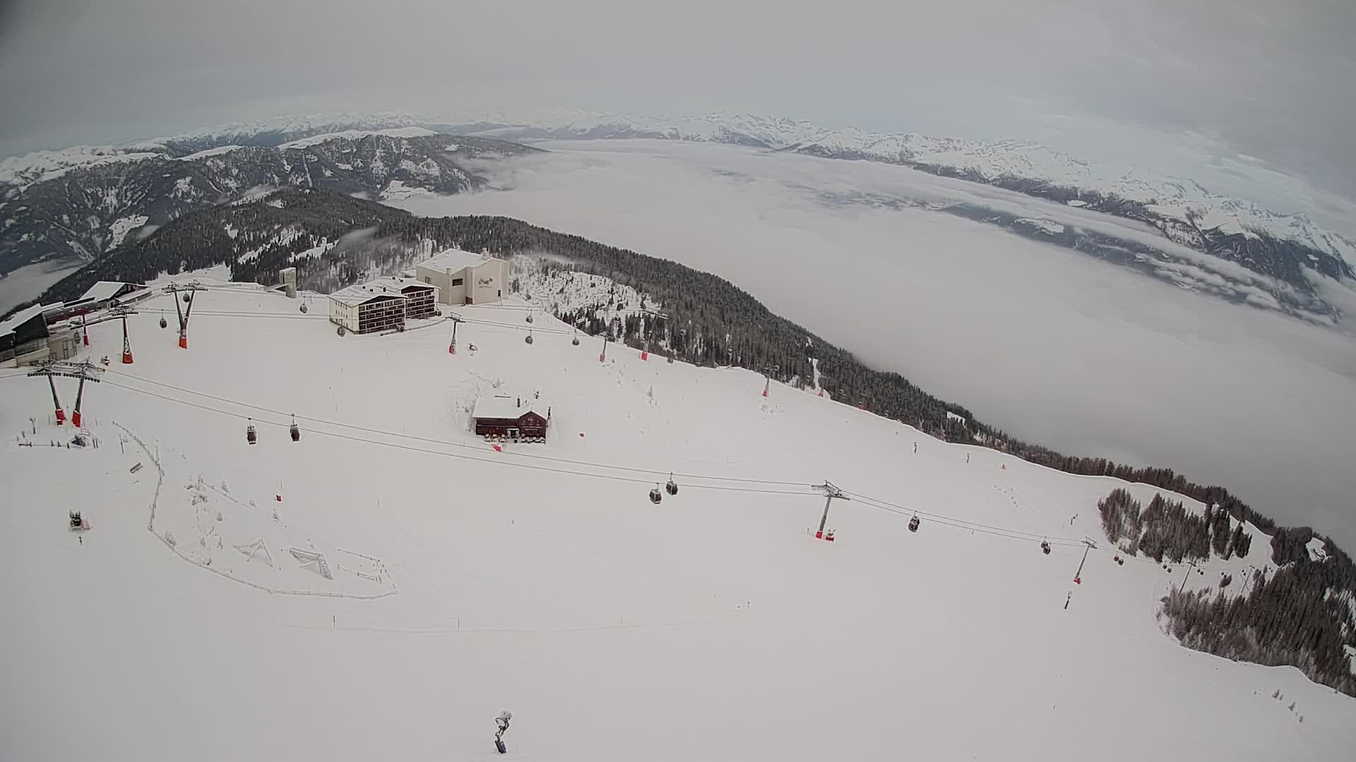 Skigebiet Kronplatz Gipfel | Blick auf Bruneck