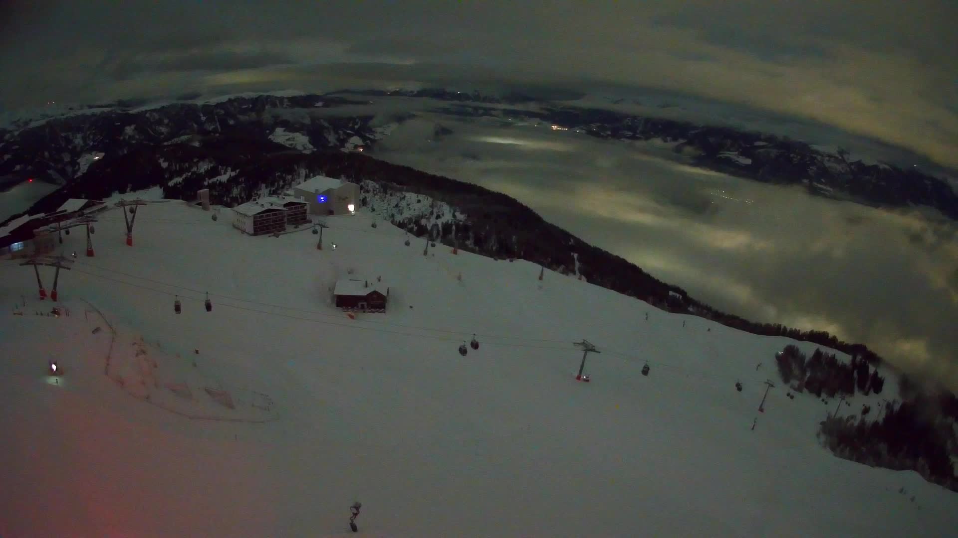 Station de ski Kronplatz sommet | vue sur Brunico
