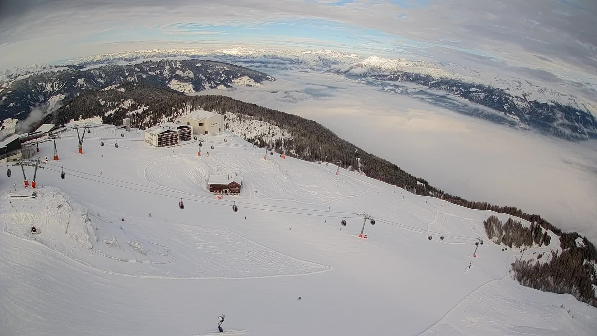 Station de ski Kronplatz sommet | vue sur Brunico