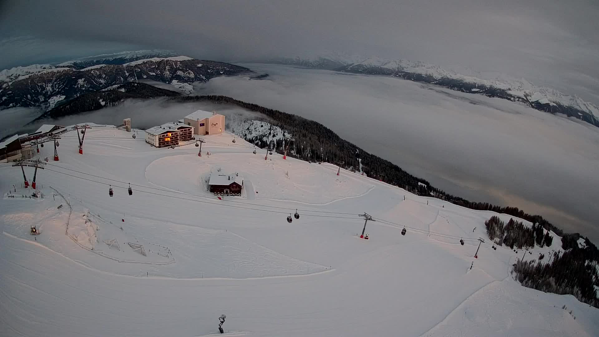 Station de ski Kronplatz sommet | vue sur Brunico