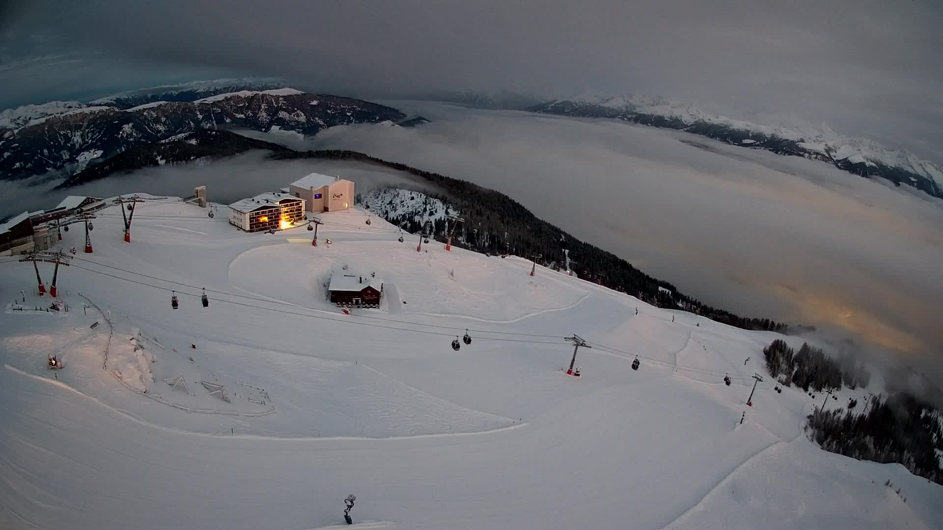 Smučišče Kronplatz – vrh | pogled na Bruneck