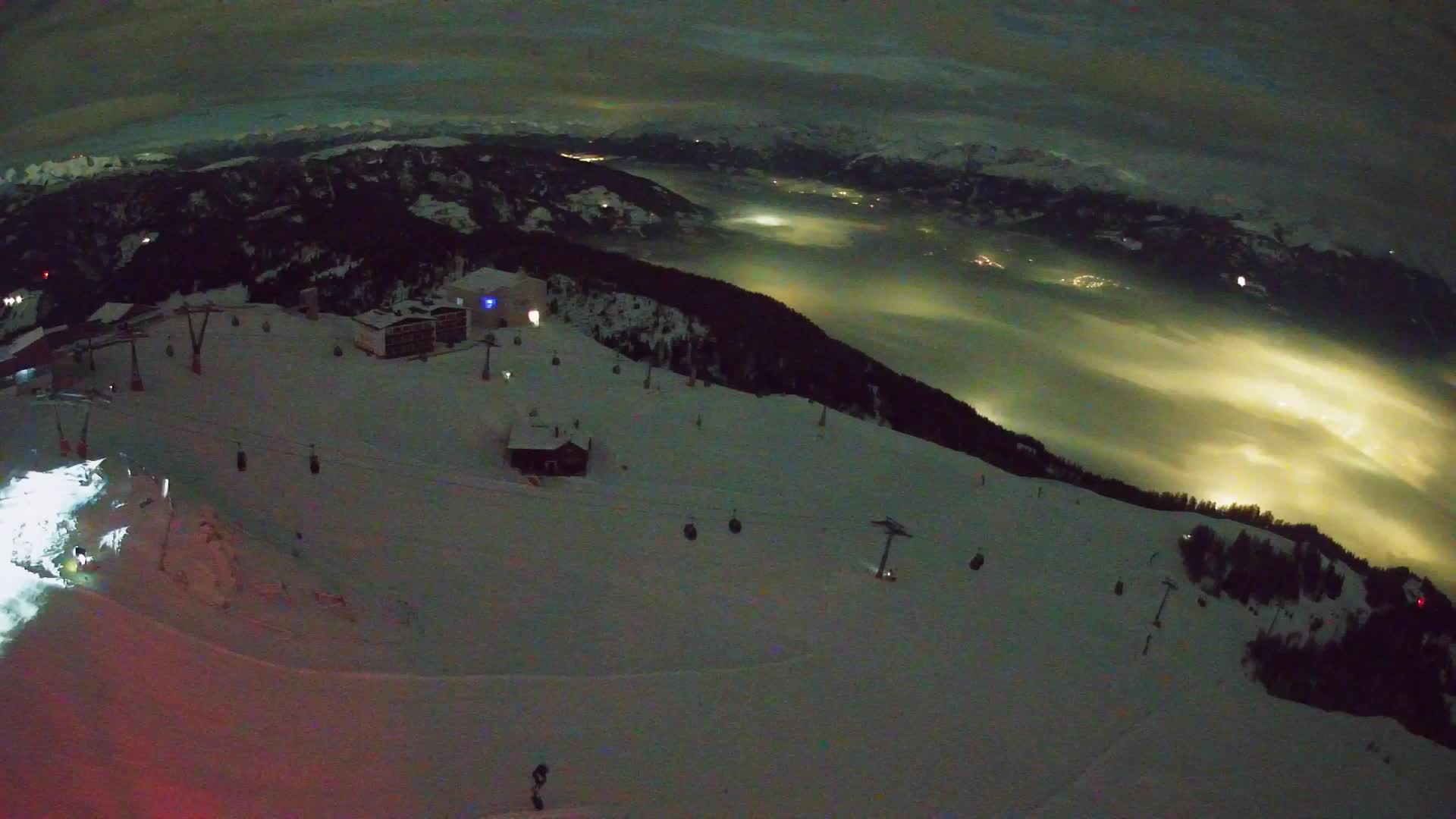 Skigebiet Kronplatz Gipfel | Blick auf Bruneck