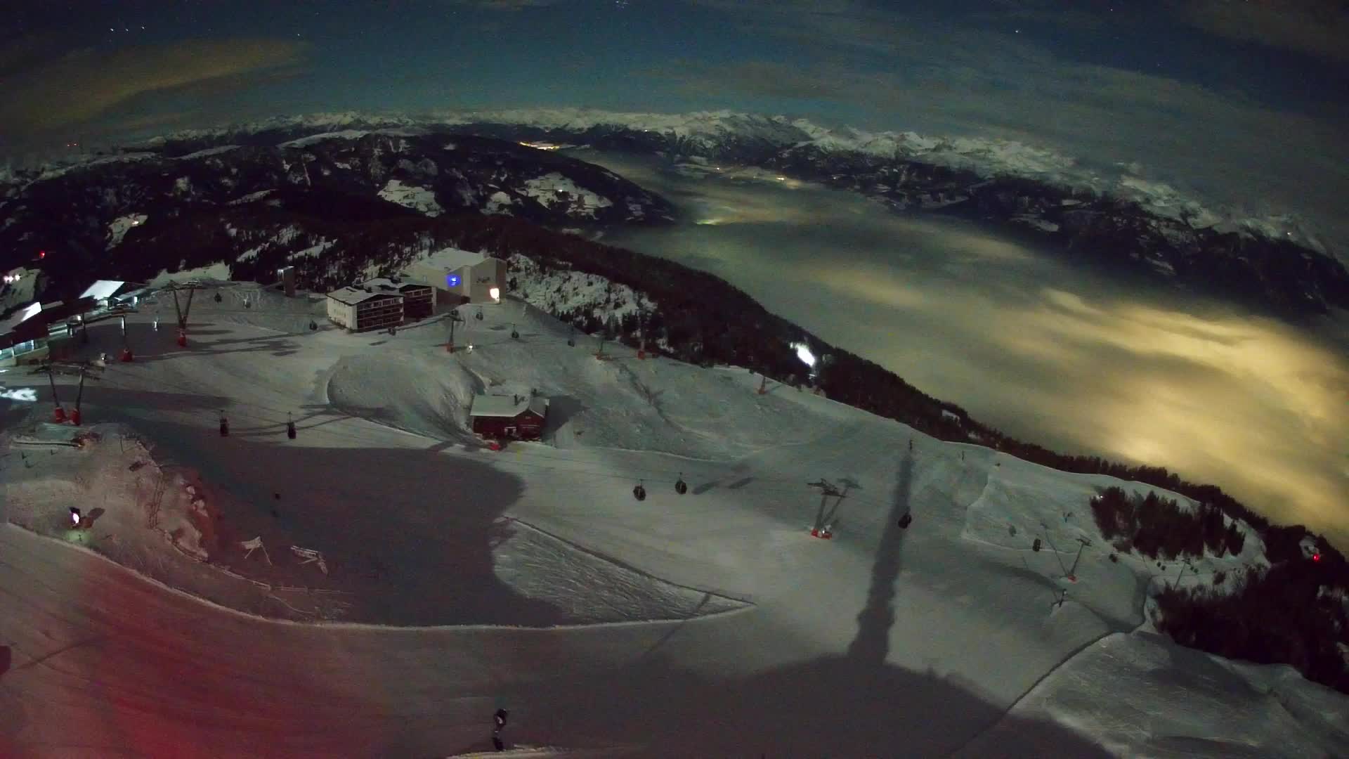 Skigebiet Kronplatz Gipfel | Blick auf Bruneck
