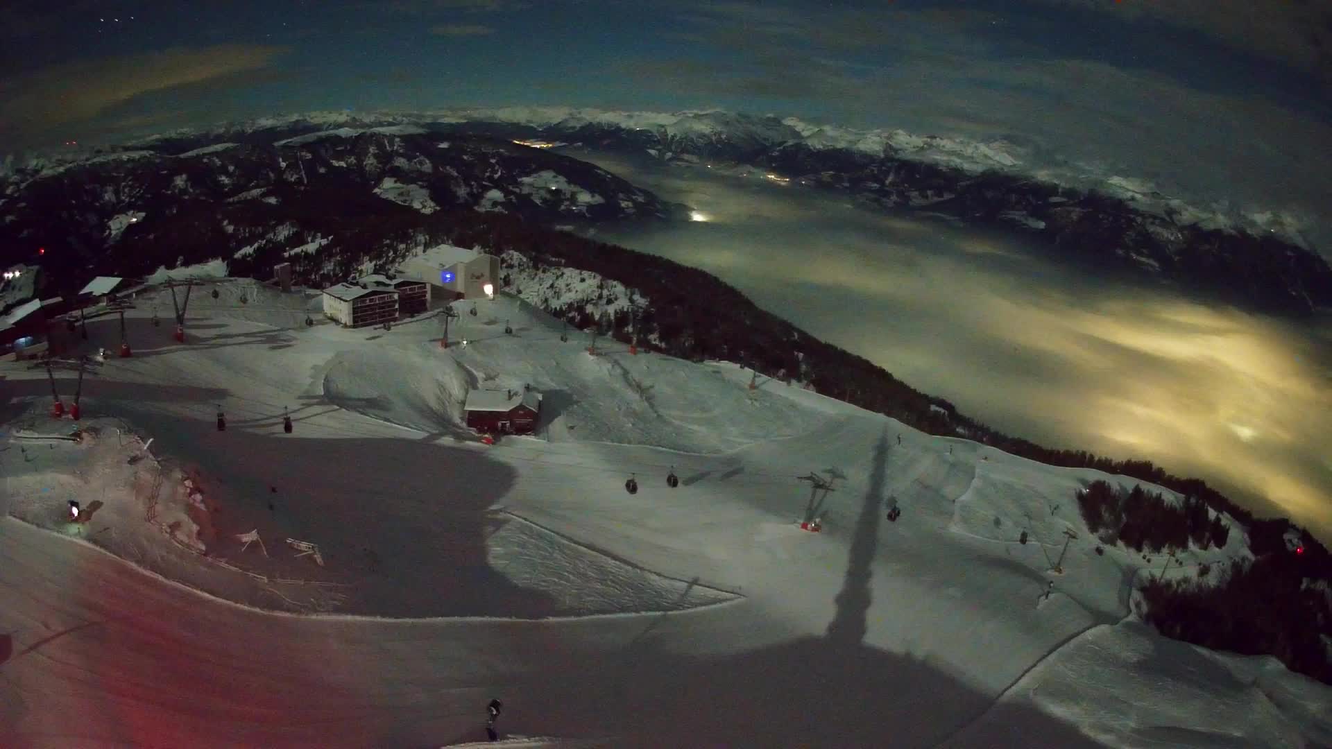 Skigebiet Kronplatz Gipfel | Blick auf Bruneck
