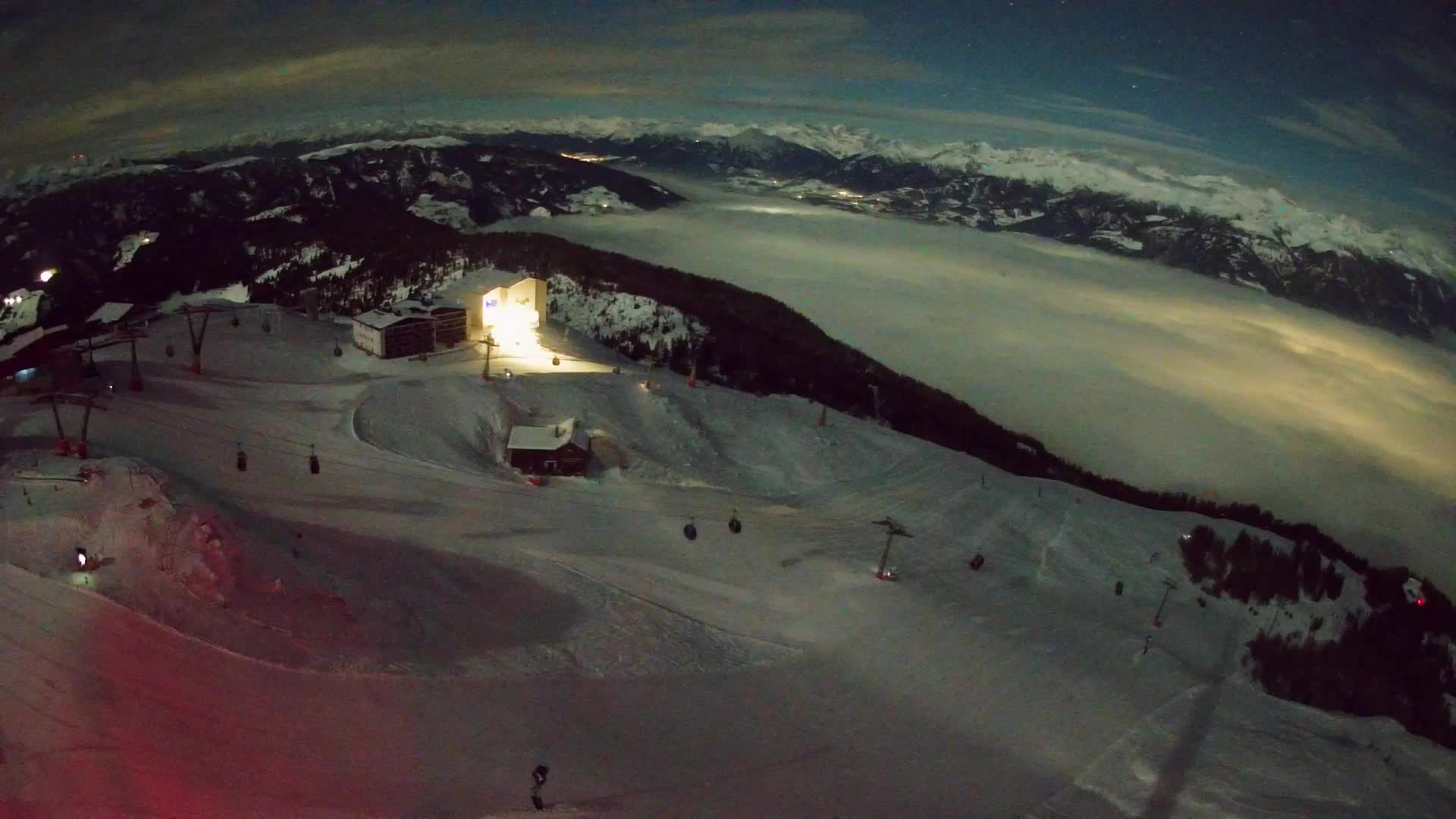 Skigebiet Kronplatz Gipfel | Blick auf Bruneck