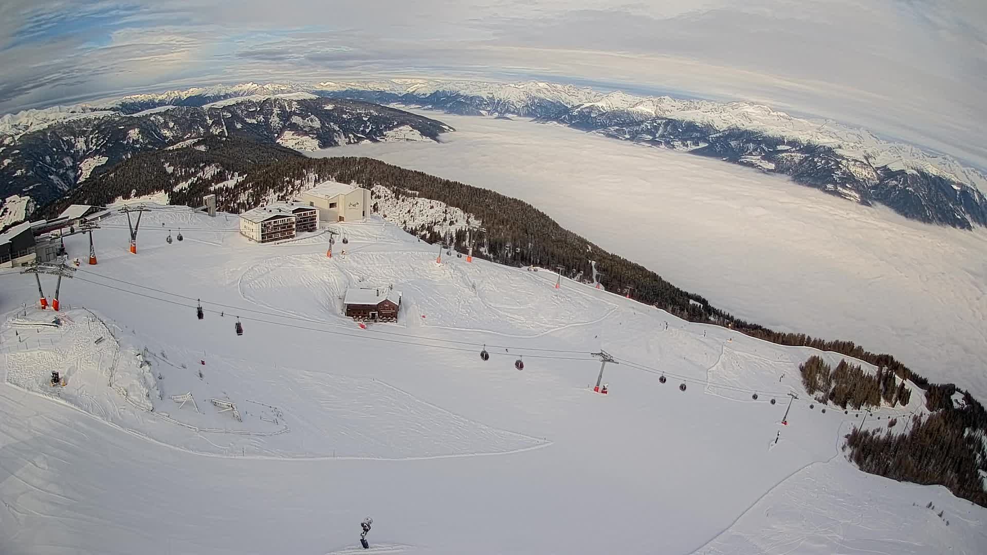 Skigebiet Kronplatz Gipfel | Blick auf Bruneck
