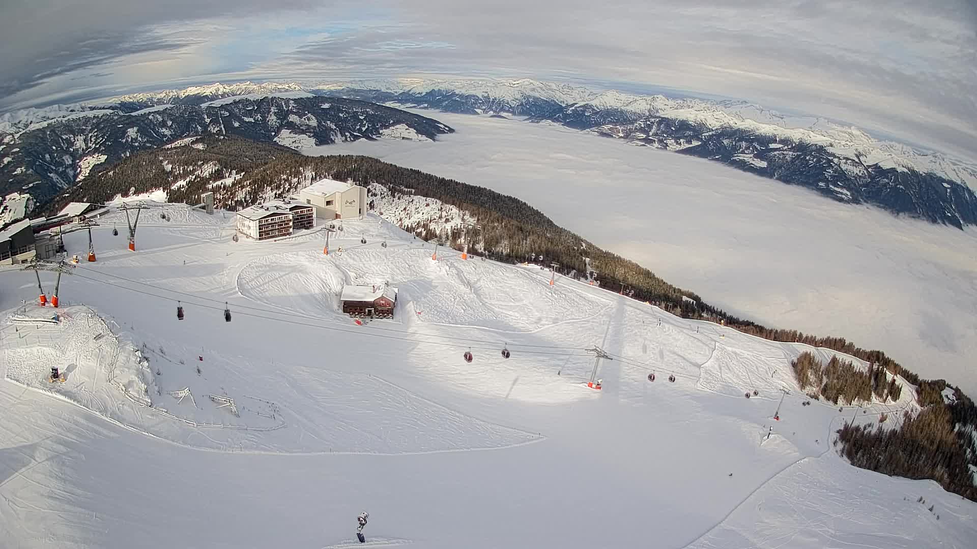 Stazione sciistica di Plan de Corones | vista su Brunico