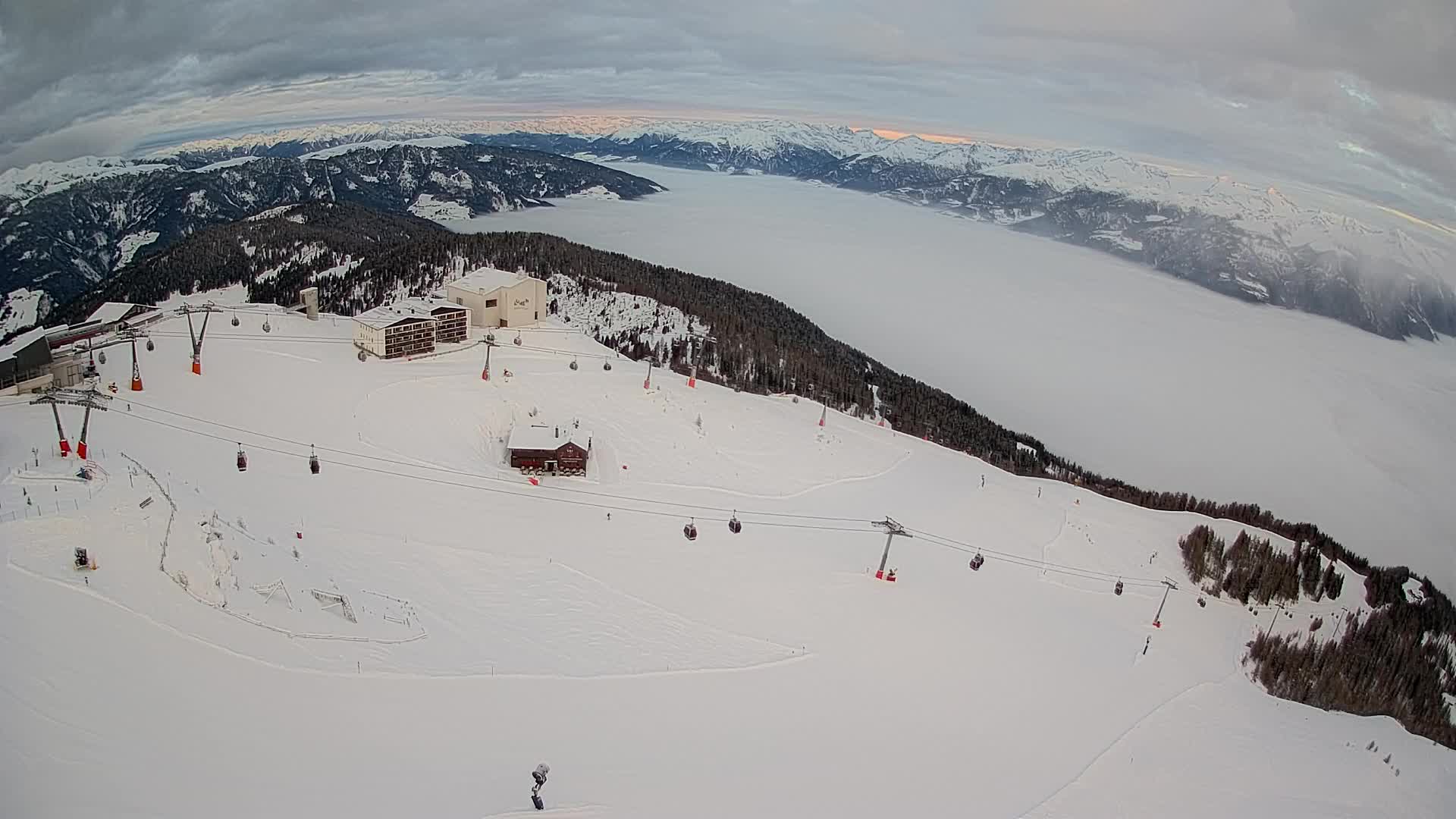 Smučišče Kronplatz – vrh | pogled na Bruneck