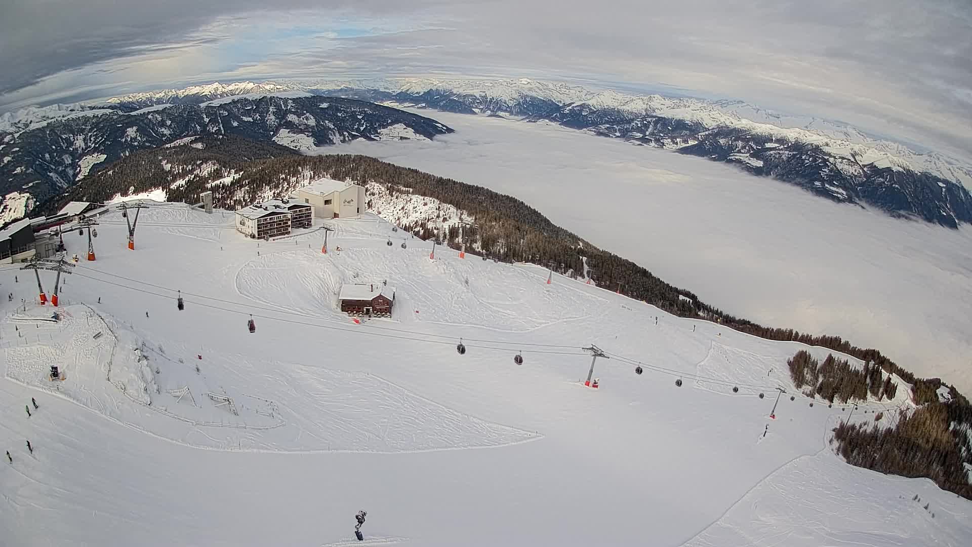 Station de ski Kronplatz sommet | vue sur Brunico