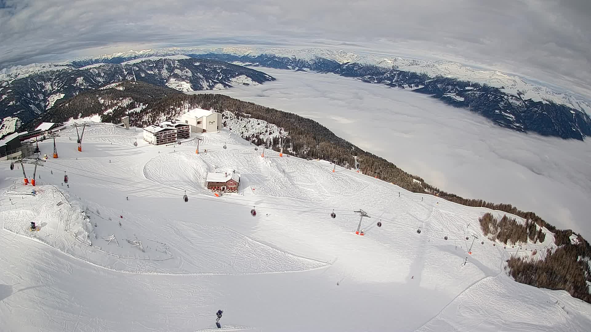 Station de ski Kronplatz sommet | vue sur Brunico