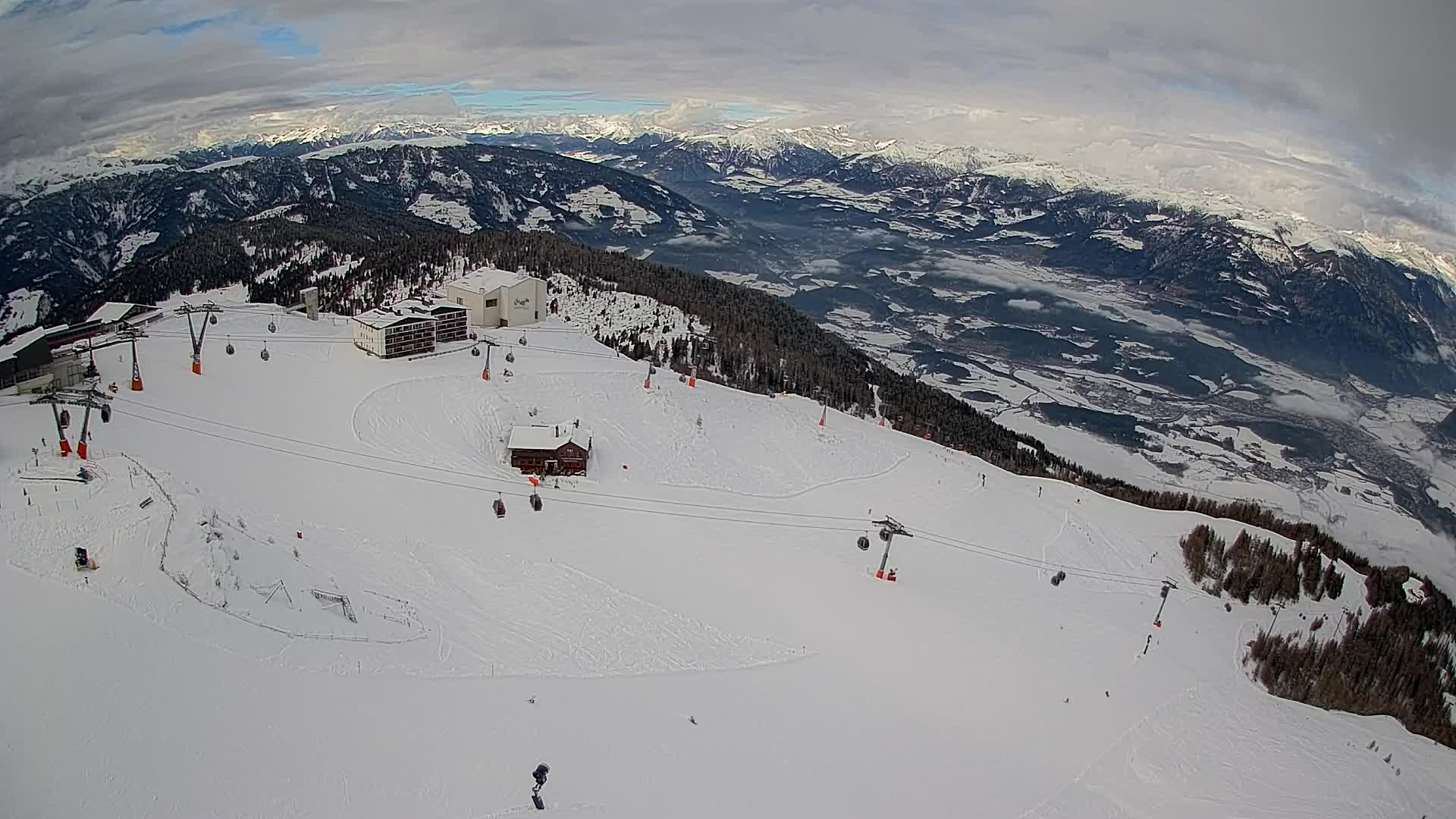 Smučišče Kronplatz – vrh | pogled na Bruneck