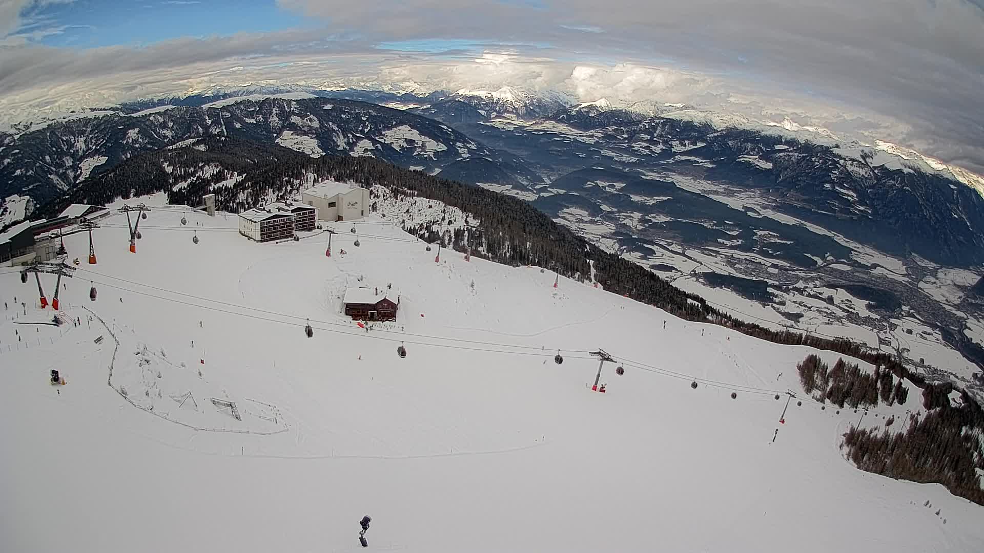Station de ski Kronplatz sommet | vue sur Brunico