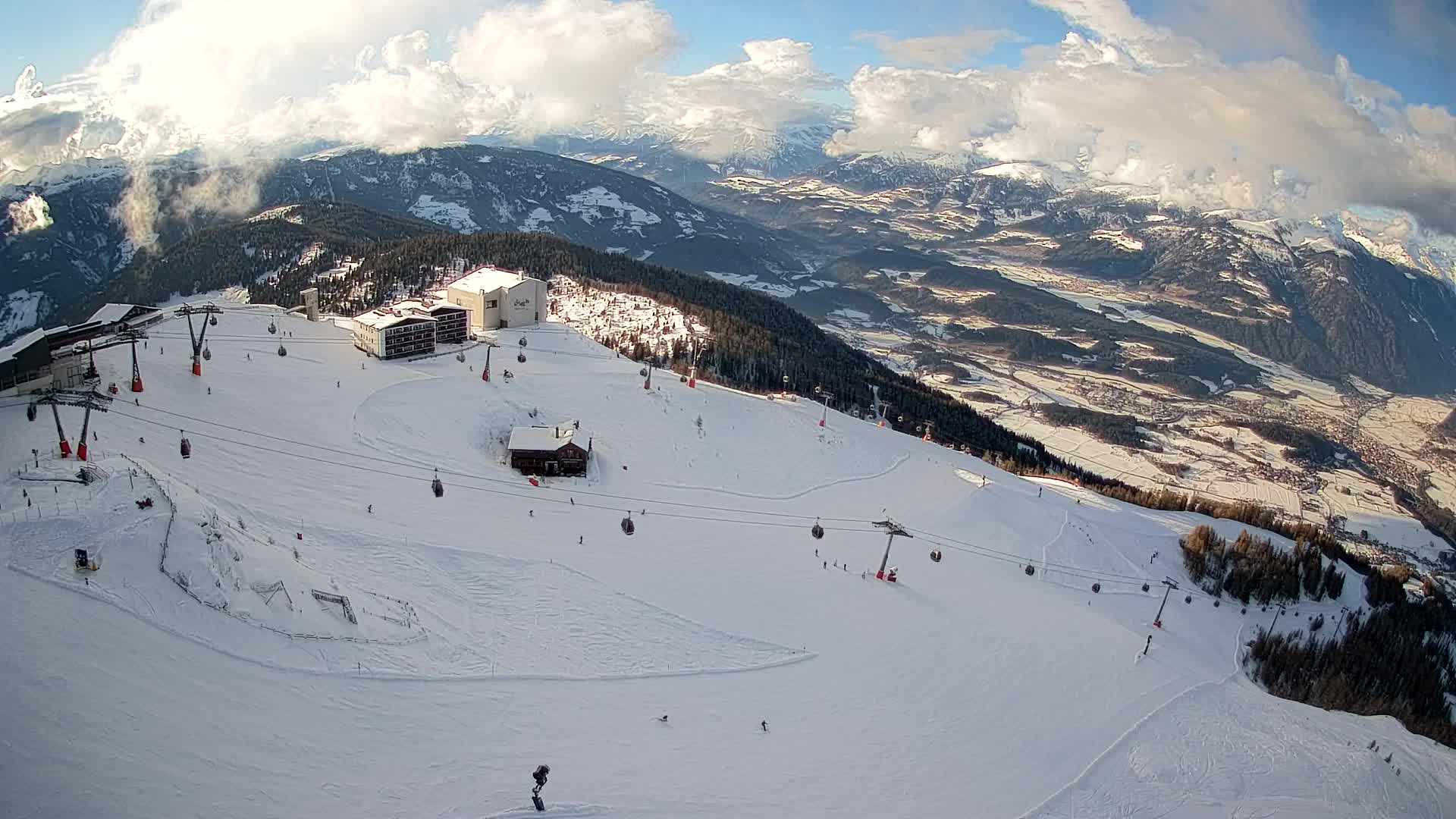 Smučišče Kronplatz – vrh | pogled na Bruneck