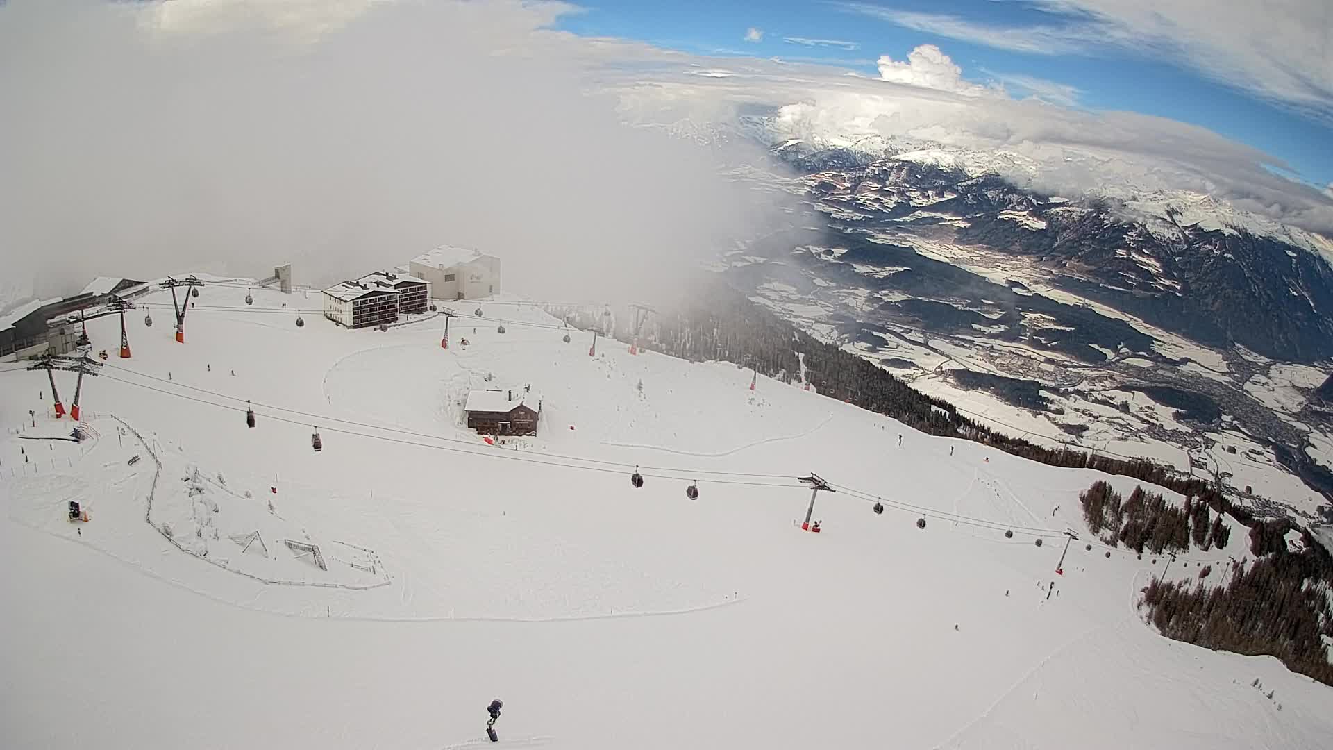 Smučišče Kronplatz – vrh | pogled na Bruneck