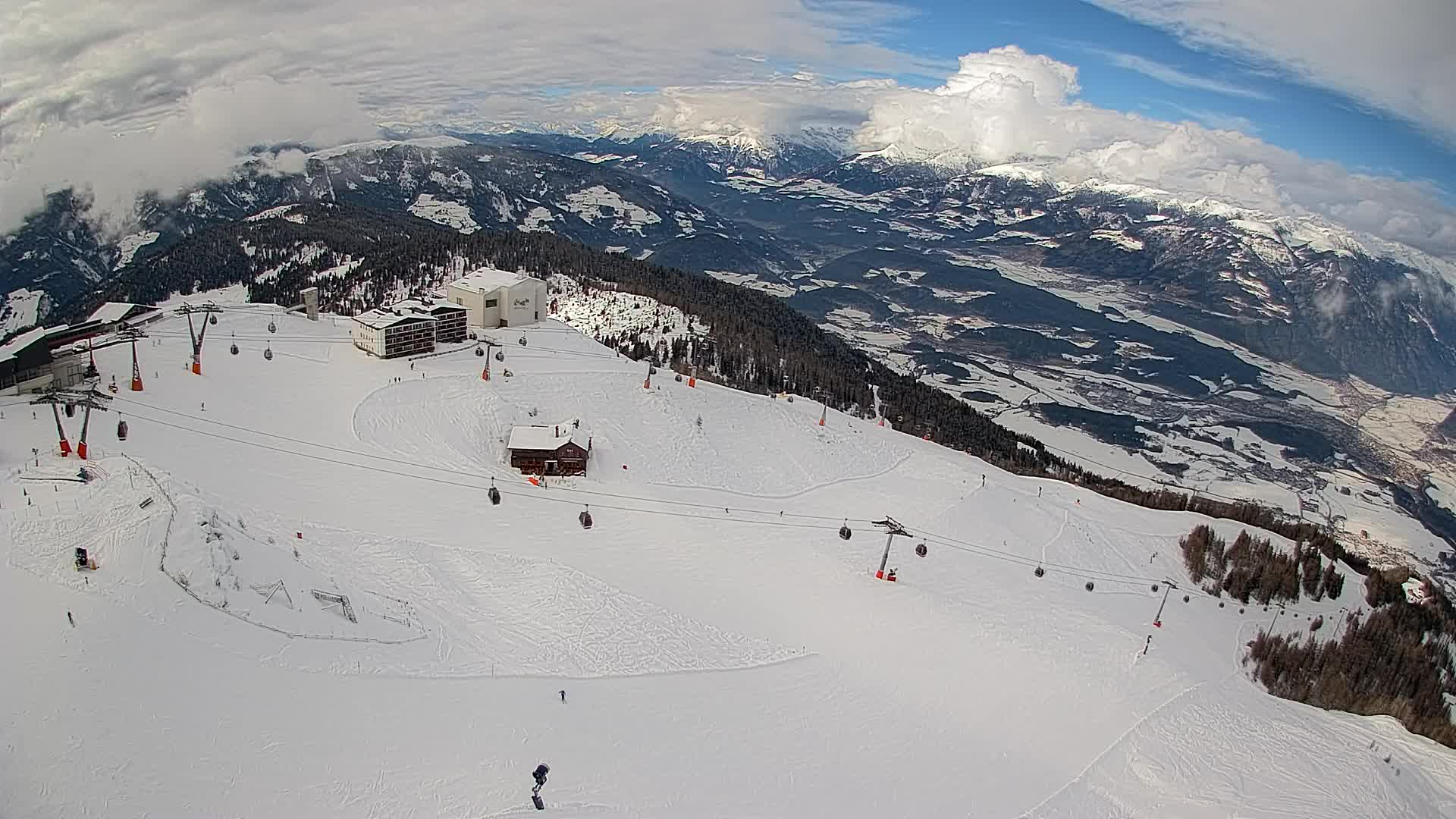 Station de ski Kronplatz sommet | vue sur Brunico