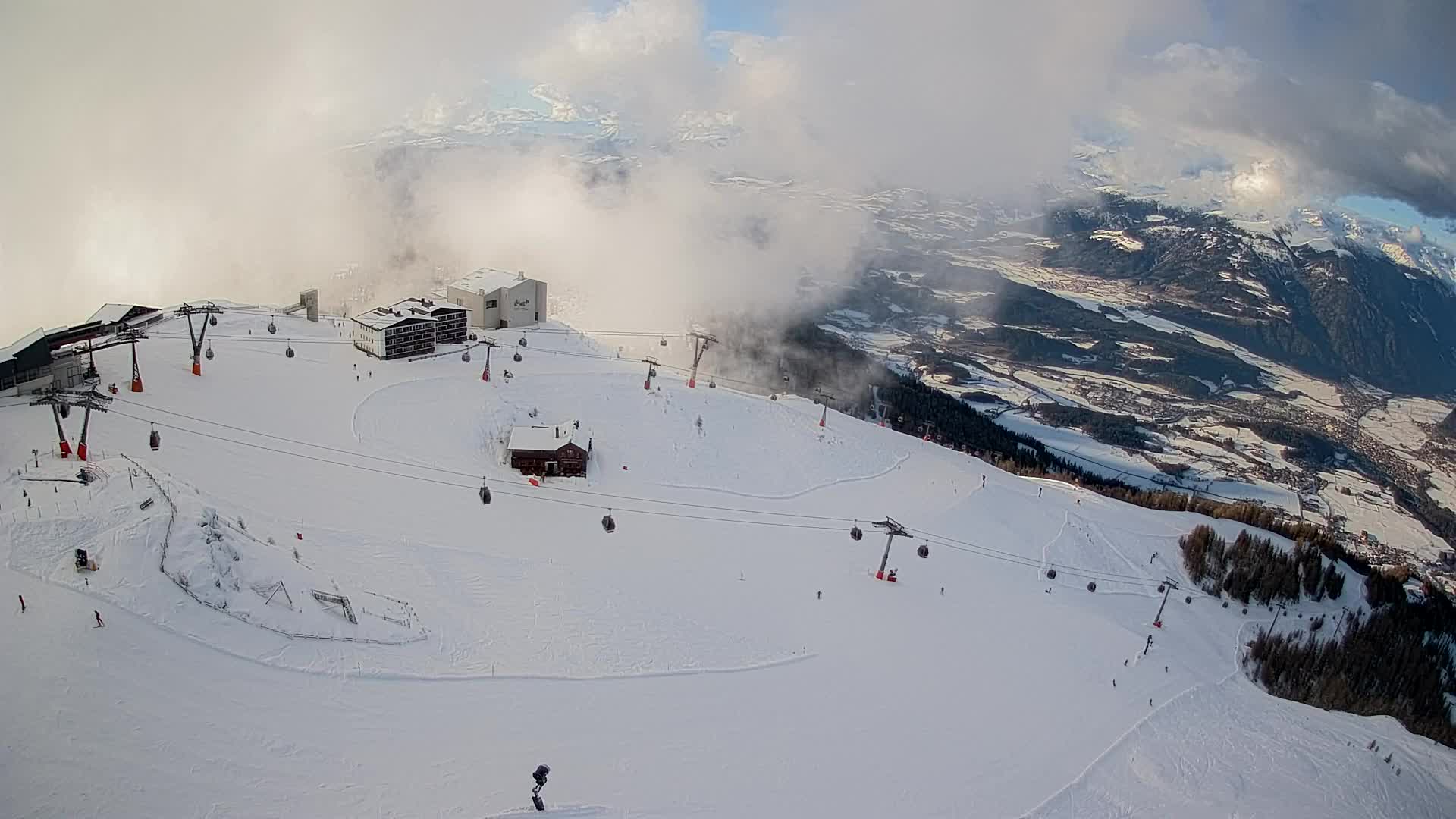 Smučišče Kronplatz – vrh | pogled na Bruneck