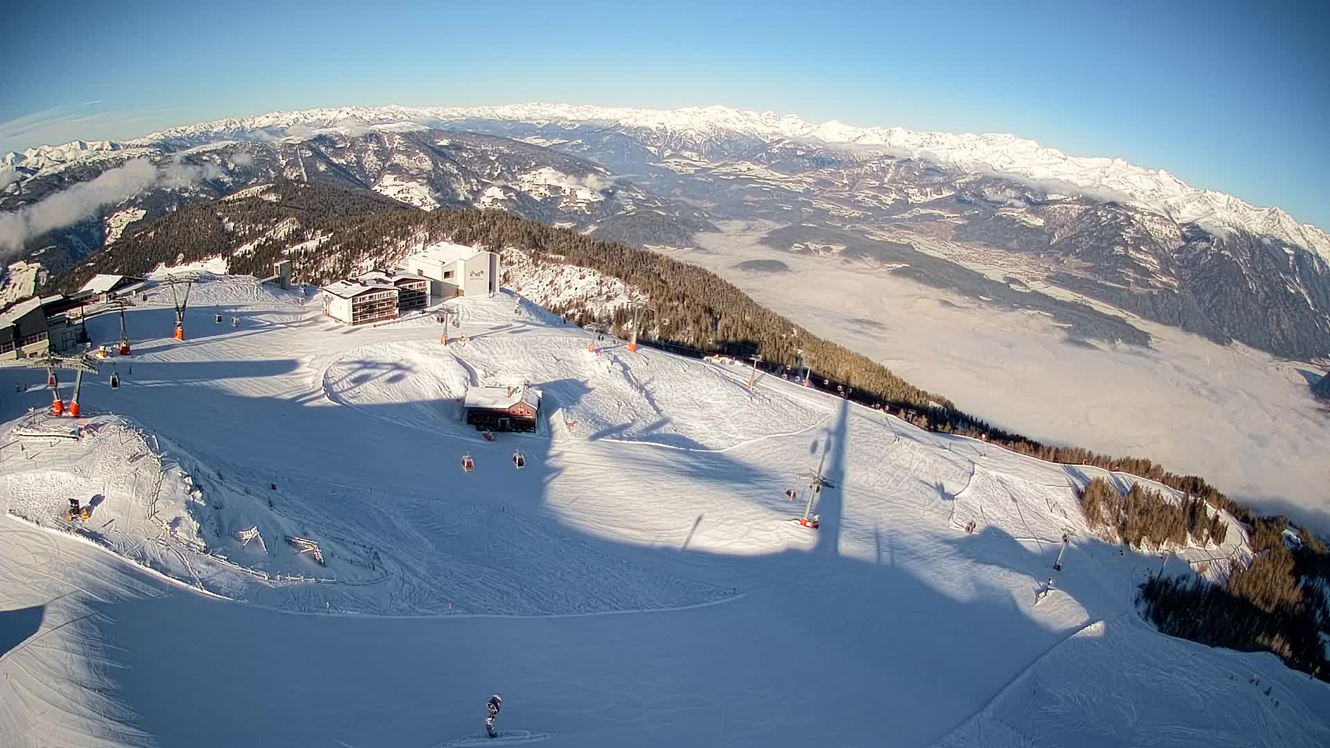 Skigebiet Kronplatz Gipfel | Blick auf Bruneck