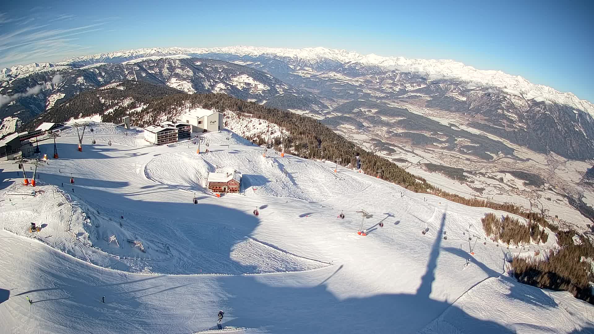Stazione sciistica di Plan de Corones | vista su Brunico