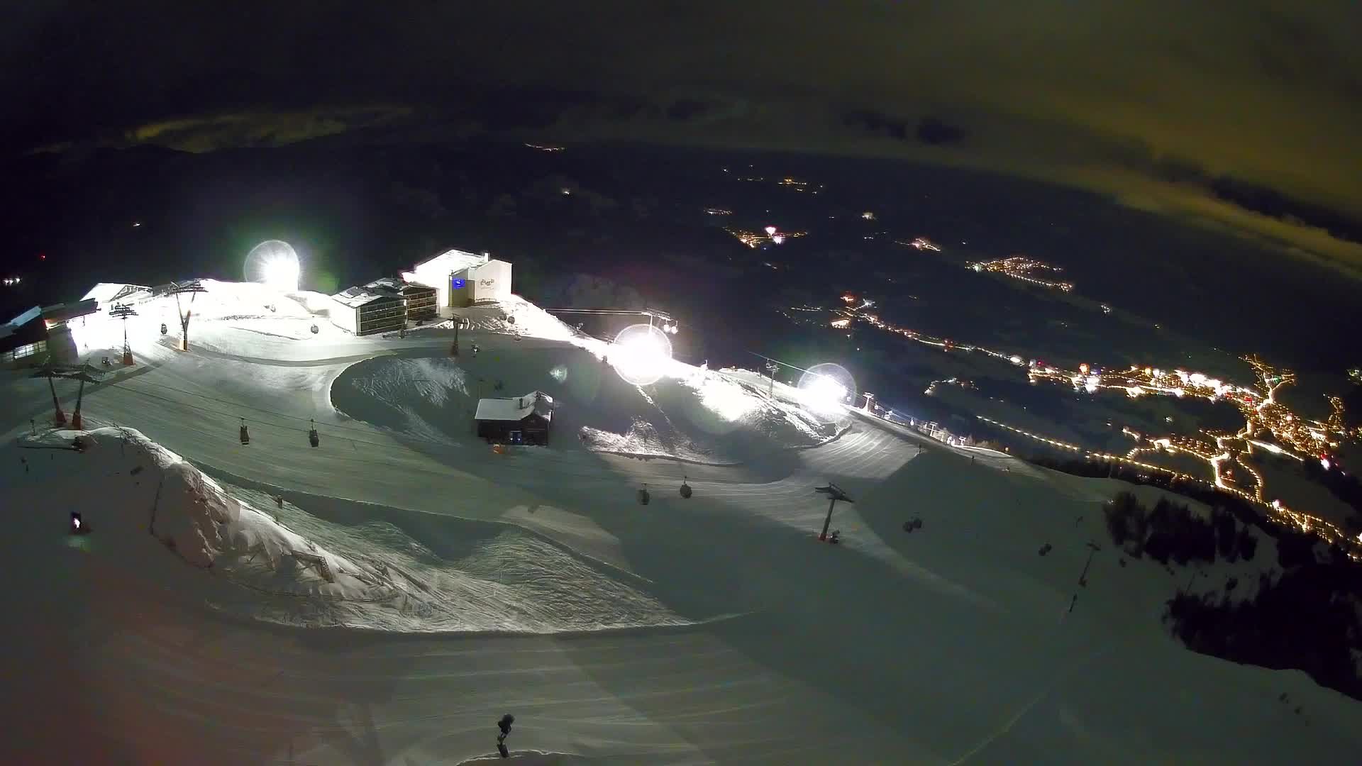 Skigebiet Kronplatz Gipfel | Blick auf Bruneck