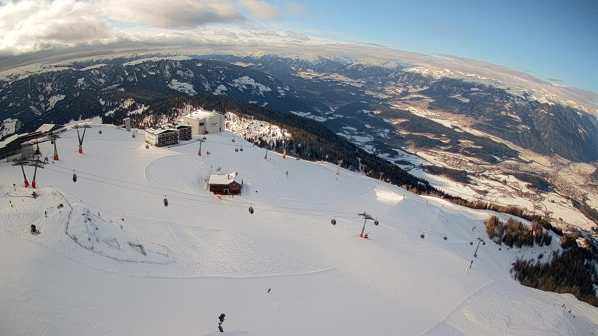 Station de ski Kronplatz sommet | vue sur Brunico