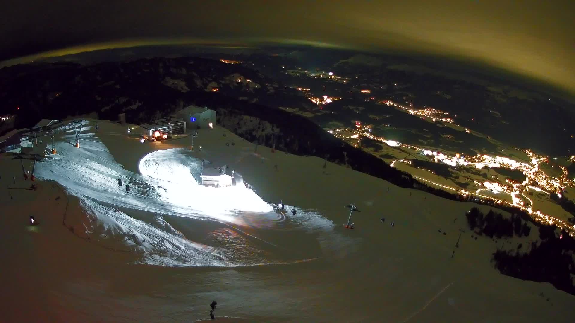 Skigebiet Kronplatz Gipfel | Blick auf Bruneck