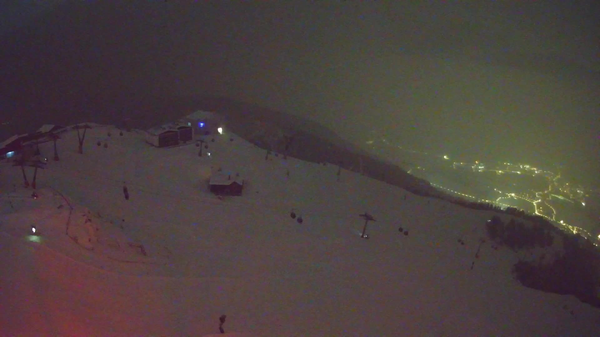 Stazione sciistica di Plan de Corones | vista su Brunico