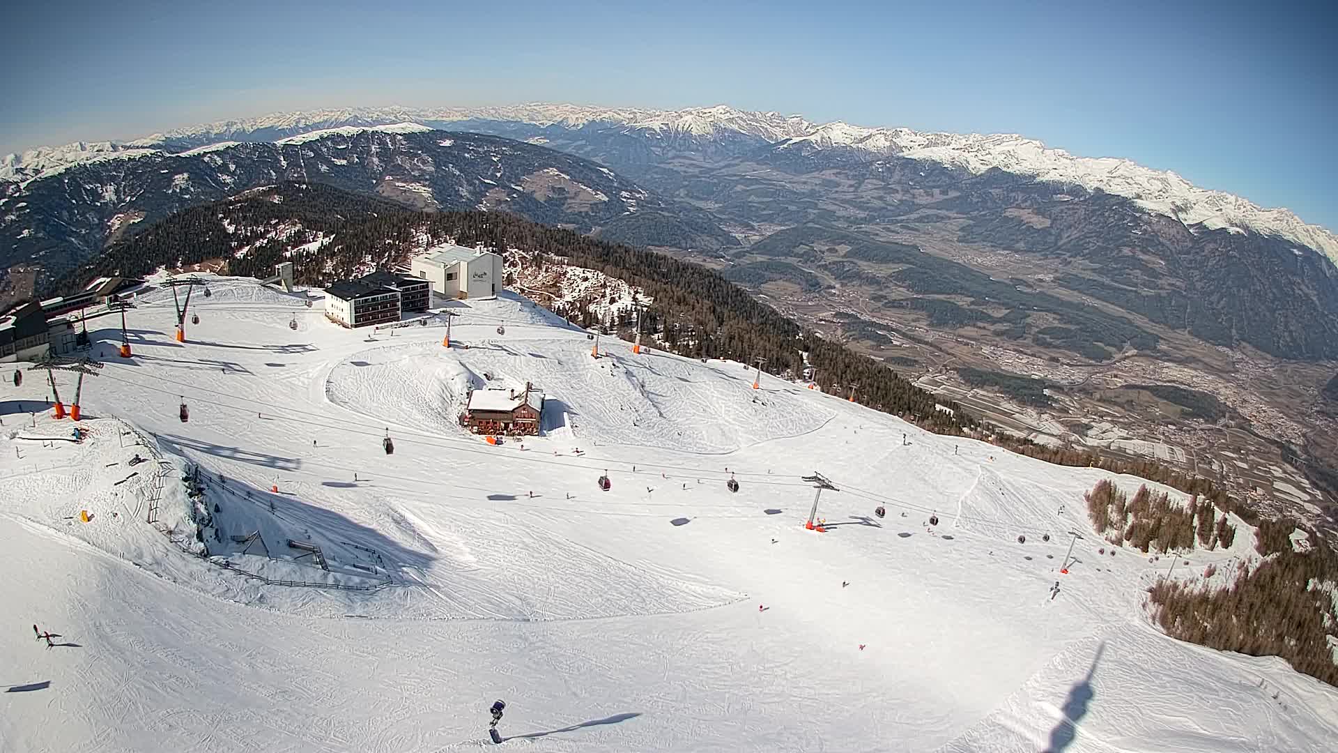Station de ski Kronplatz sommet | vue sur Brunico