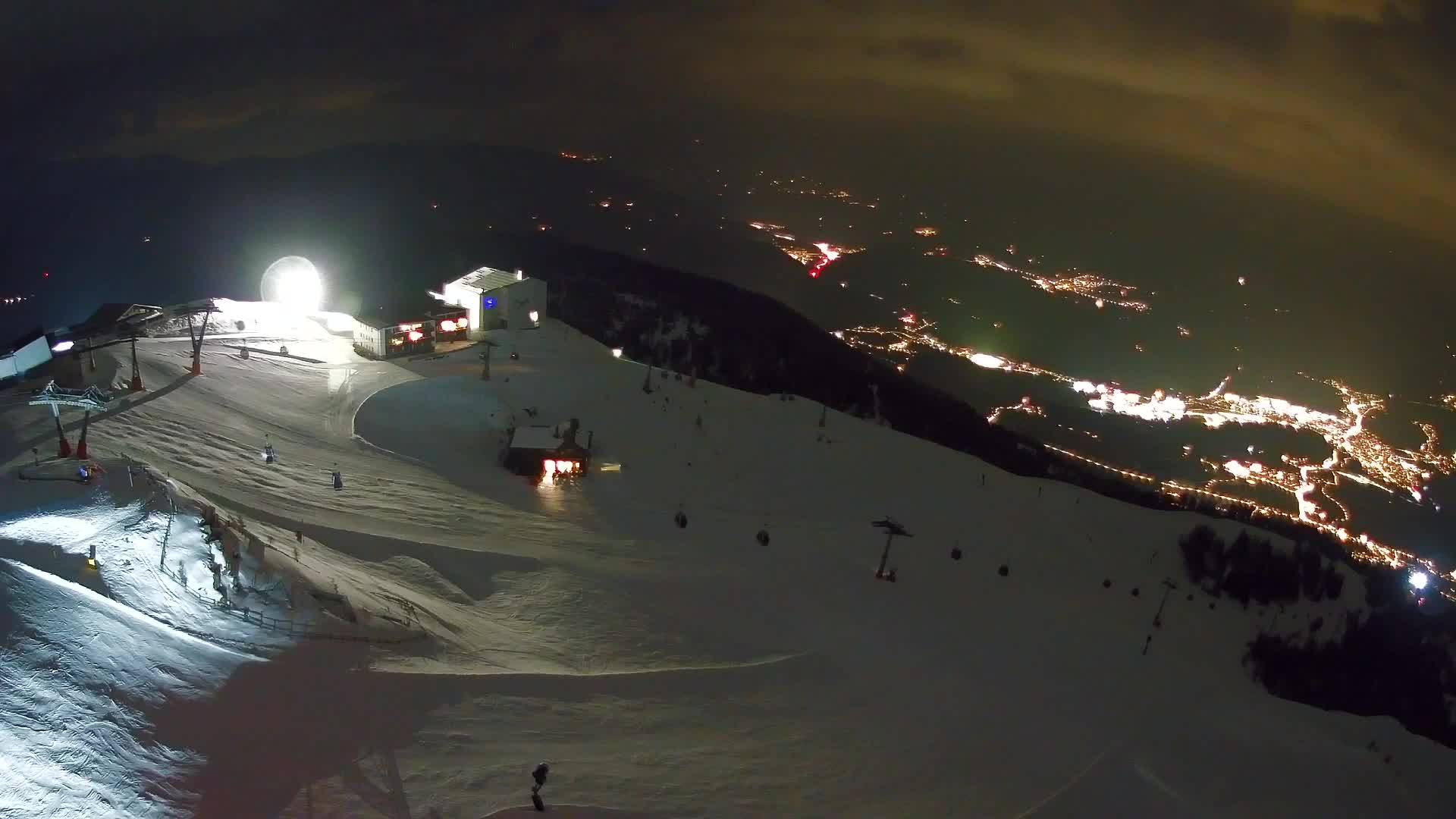 Skigebiet Kronplatz Gipfel | Blick auf Bruneck