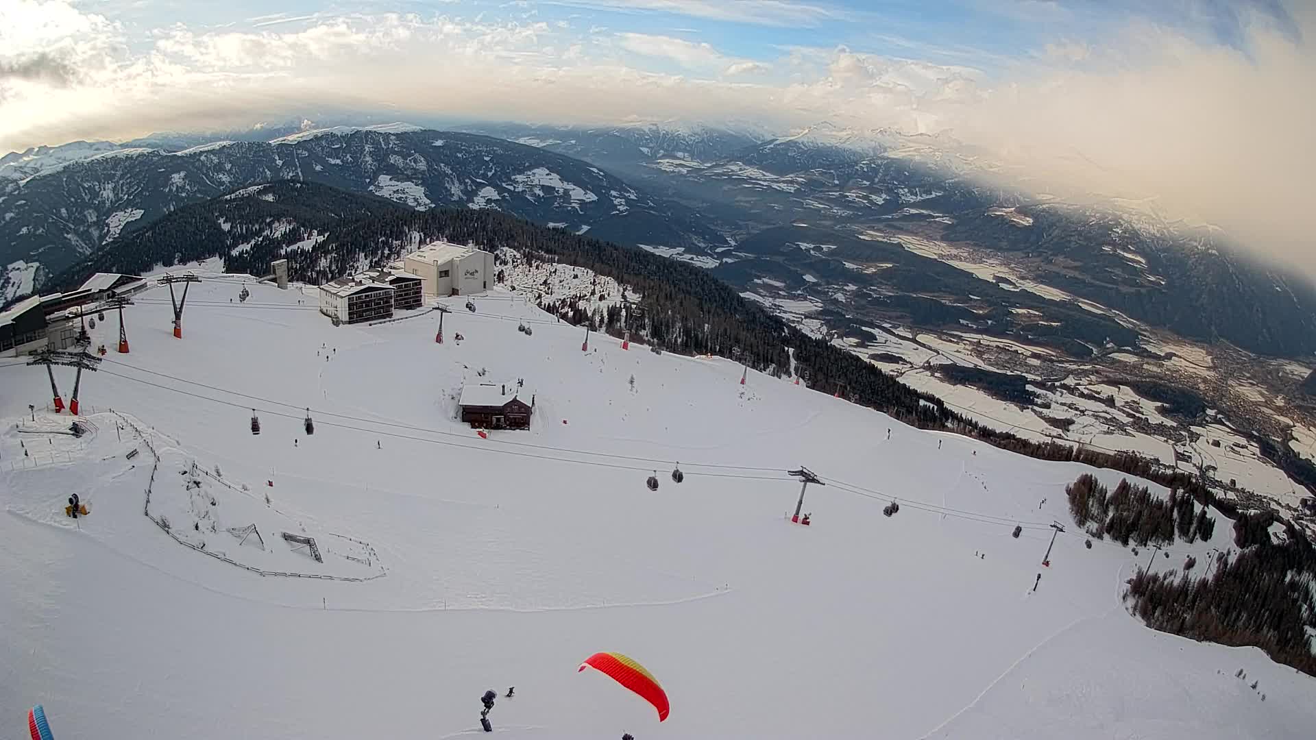 Skigebiet Kronplatz Gipfel | Blick auf Bruneck
