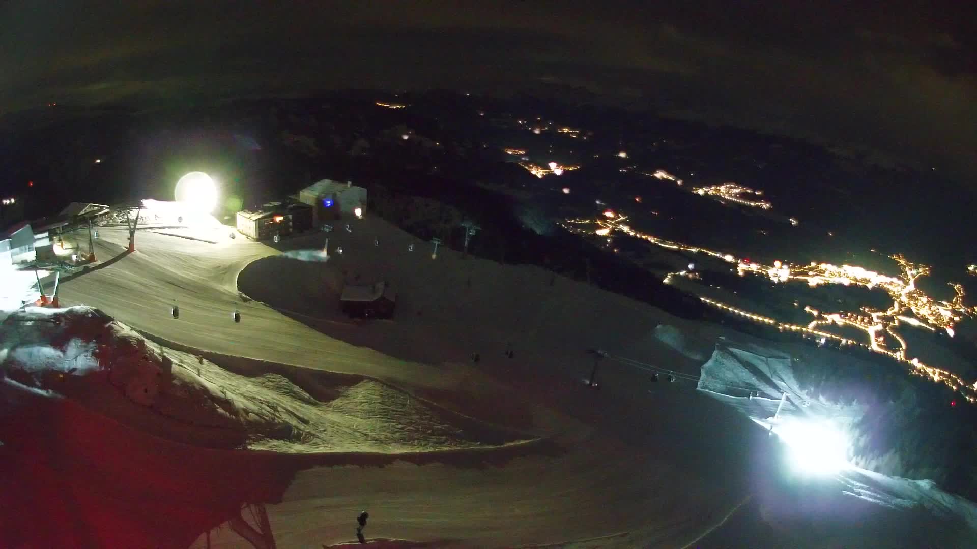 Kronplatz peak Ski resort | view to Bruneck