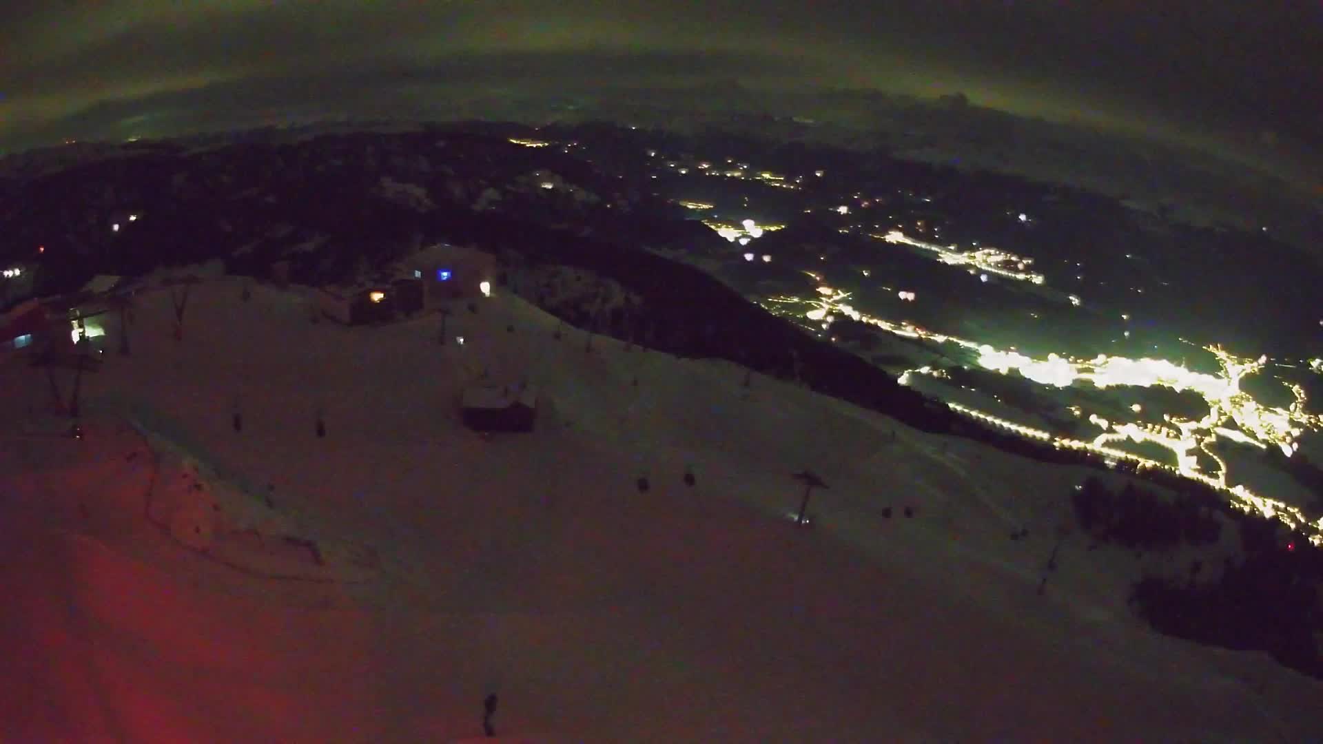 Cima estación de esquí Kronplatz | vista hacia Brunico