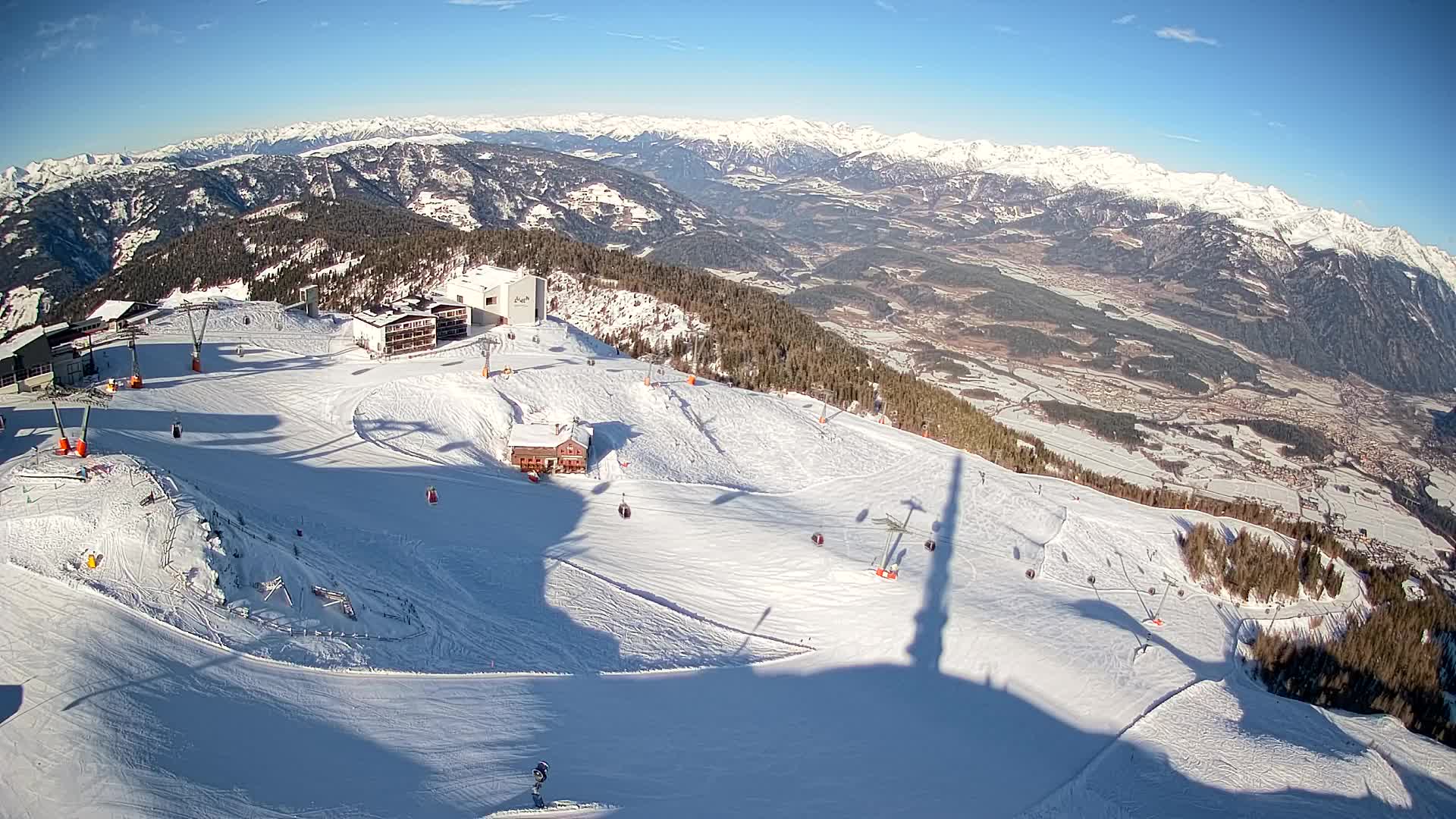 Stazione sciistica di Plan de Corones | vista su Brunico