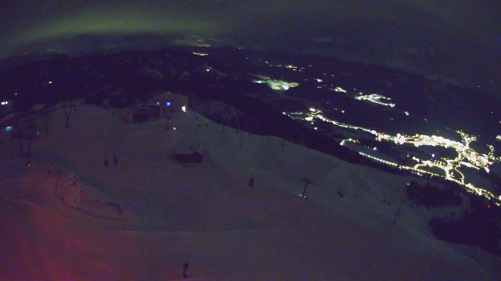 Cima estación de esquí Kronplatz | vista hacia Brunico