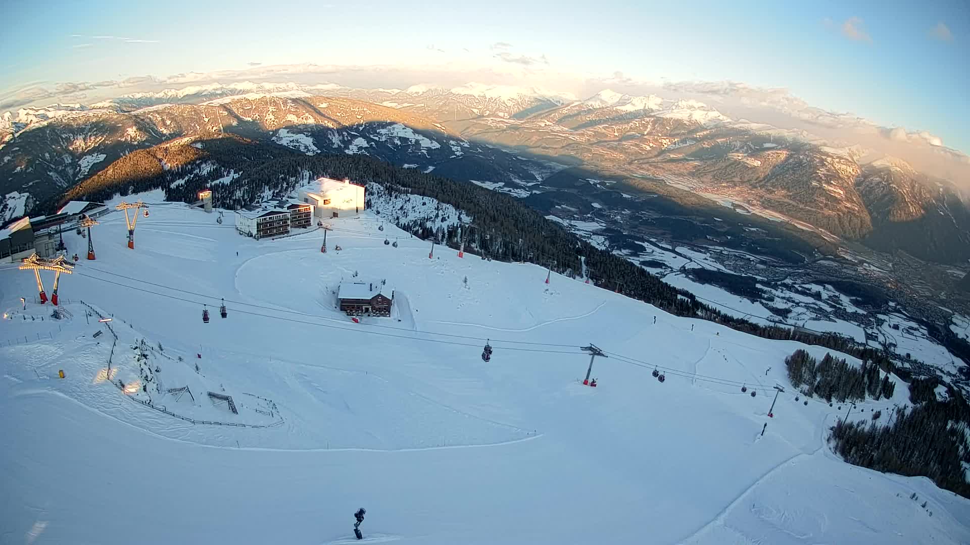 Stazione sciistica di Plan de Corones | vista su Brunico