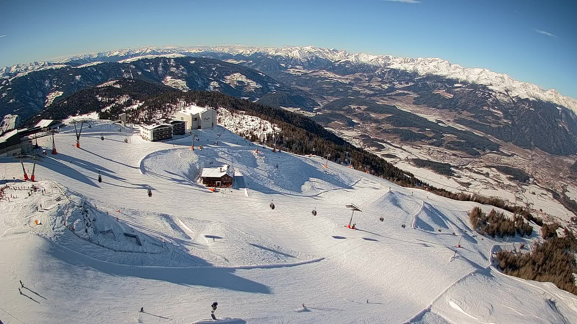 Station de ski Kronplatz sommet | vue sur Brunico