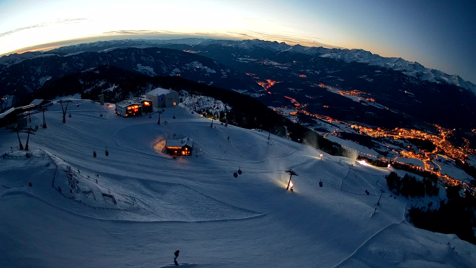 Smučišče Kronplatz – vrh | pogled na Bruneck