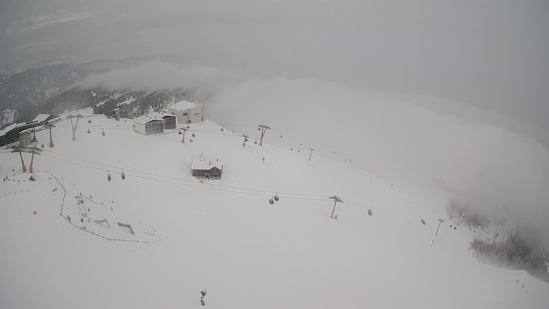 Stazione sciistica di Plan de Corones | vista su Brunico