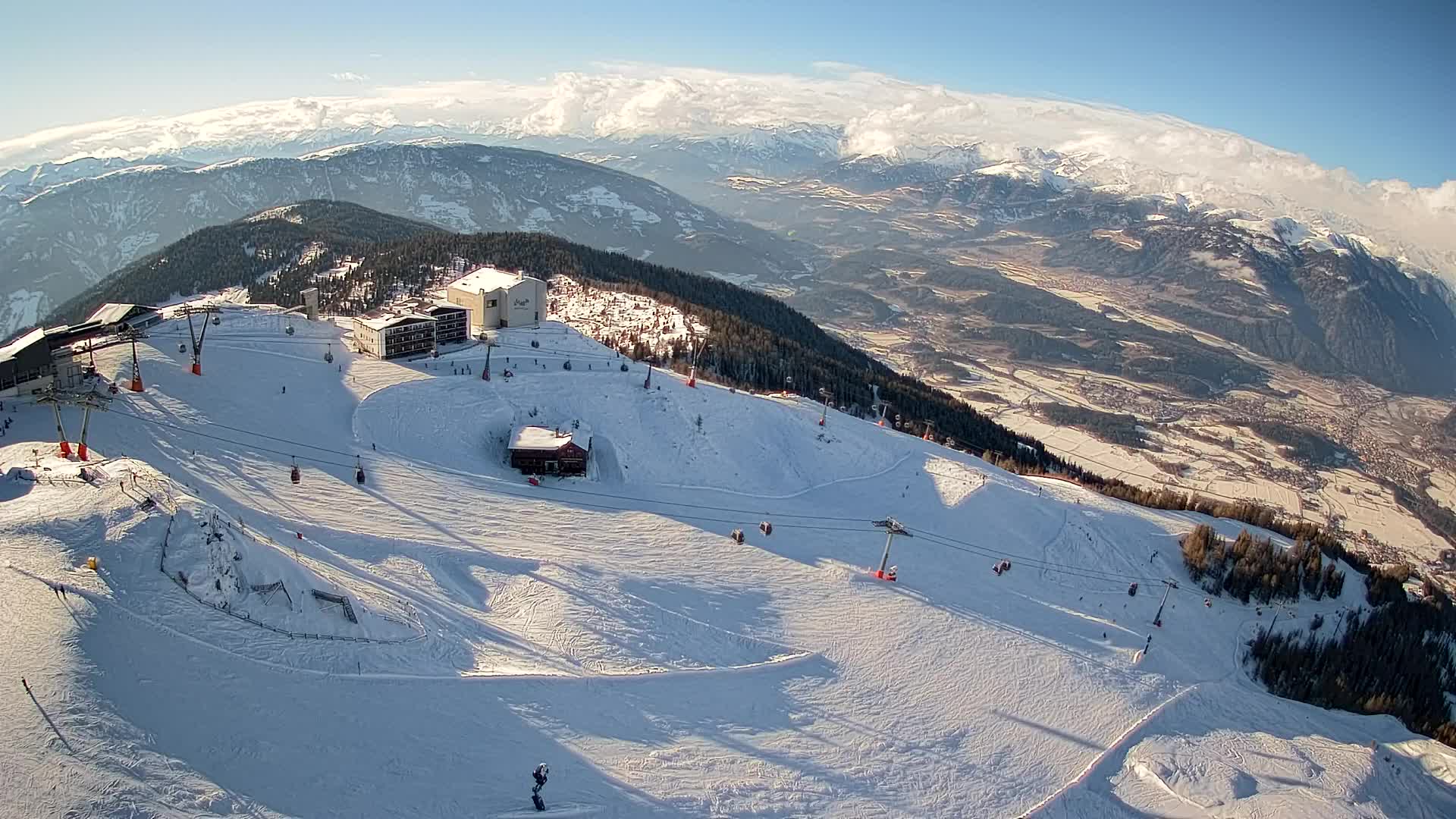 Stazione sciistica di Plan de Corones | vista su Brunico