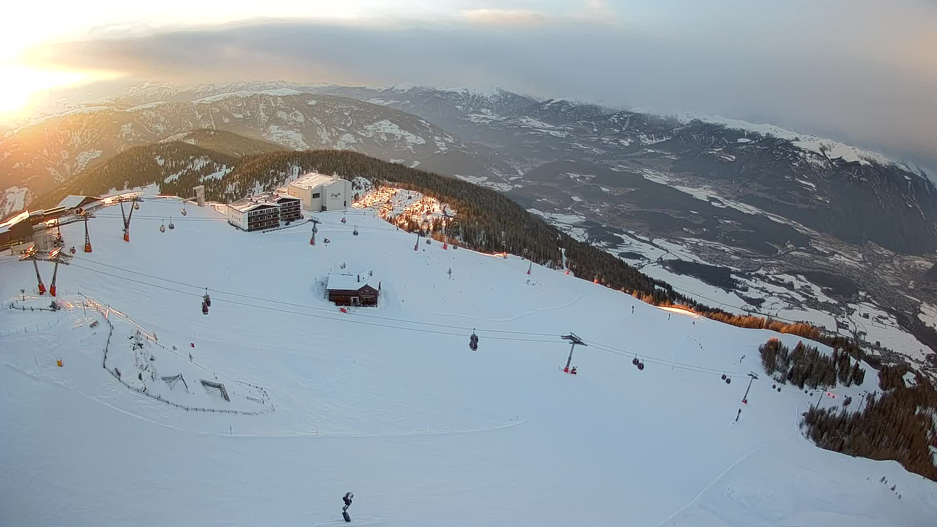 Station de ski Kronplatz sommet | vue sur Brunico