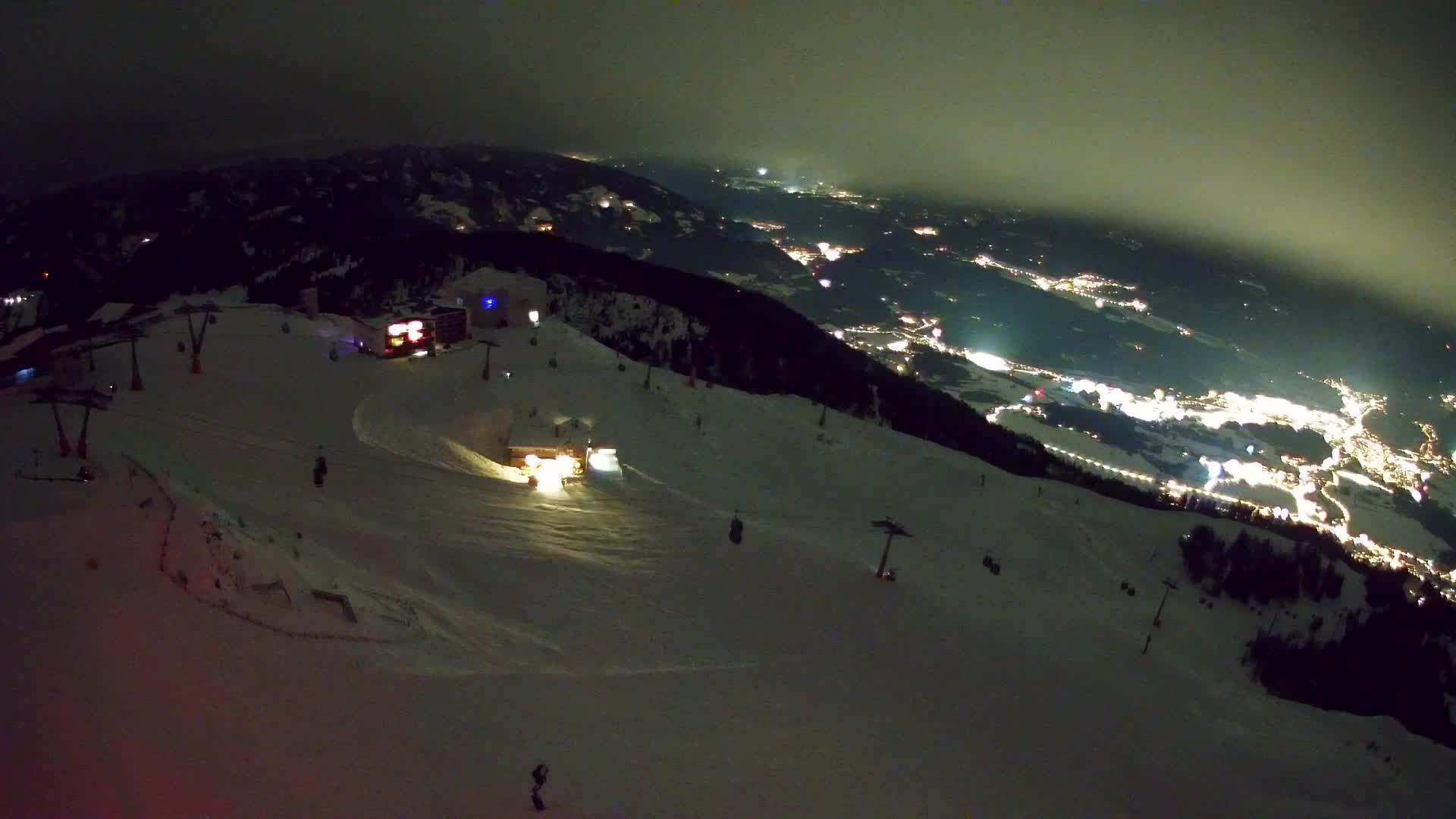 Skigebiet Kronplatz Gipfel | Blick auf Bruneck