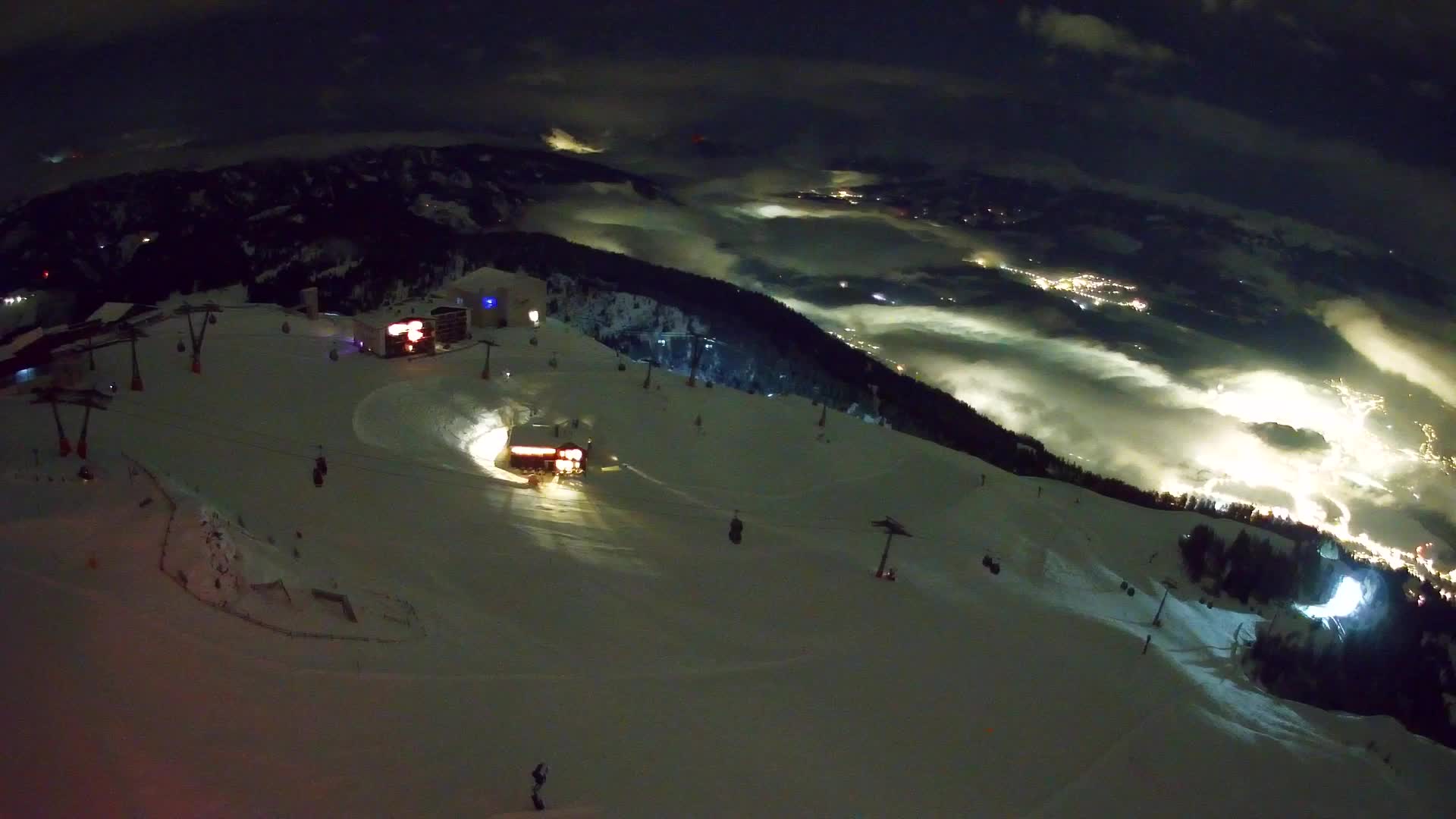 Kronplatz peak Ski resort | view to Bruneck