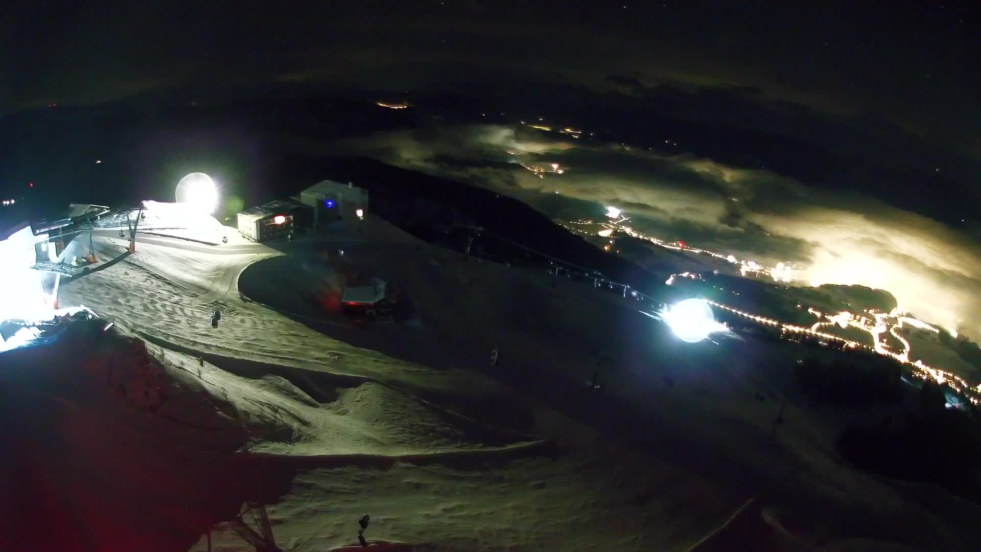 Kronplatz peak Ski resort | view to Bruneck