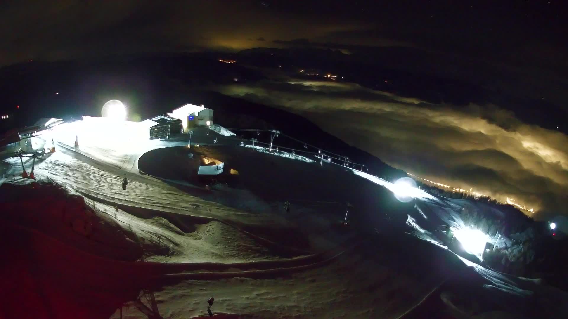 Skigebiet Kronplatz Gipfel | Blick auf Bruneck