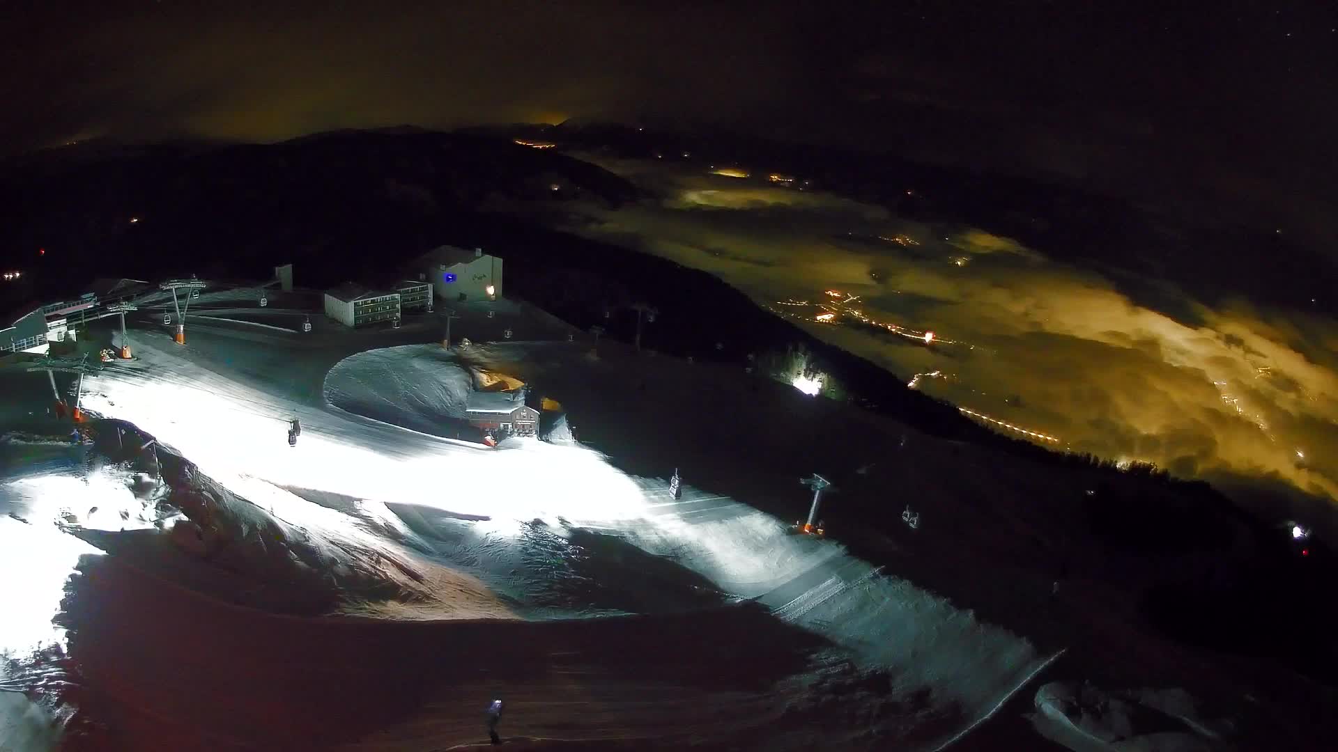 Kronplatz peak Ski resort | view to Bruneck